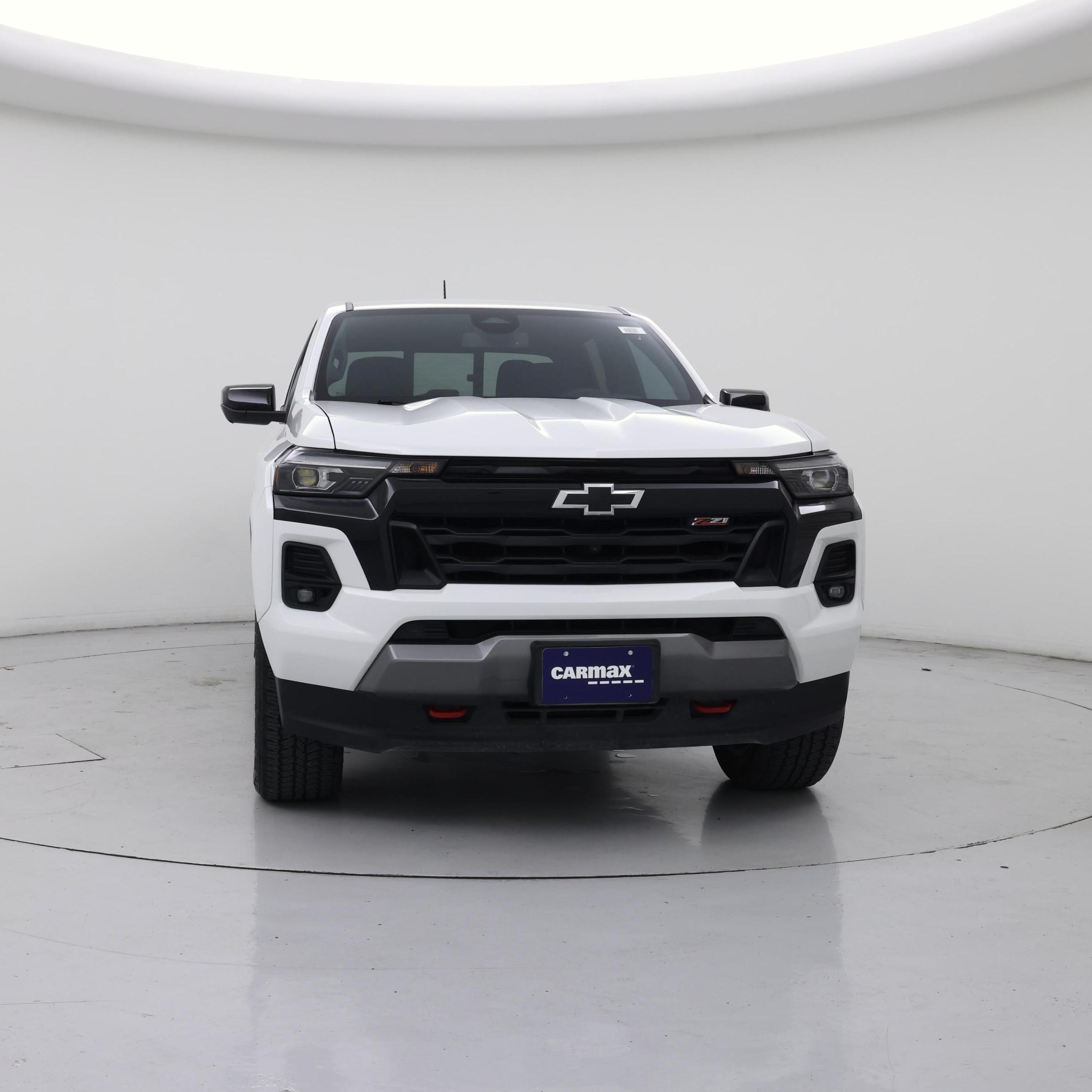Thumbnail: 2023 Chevrolet Colorado - 5