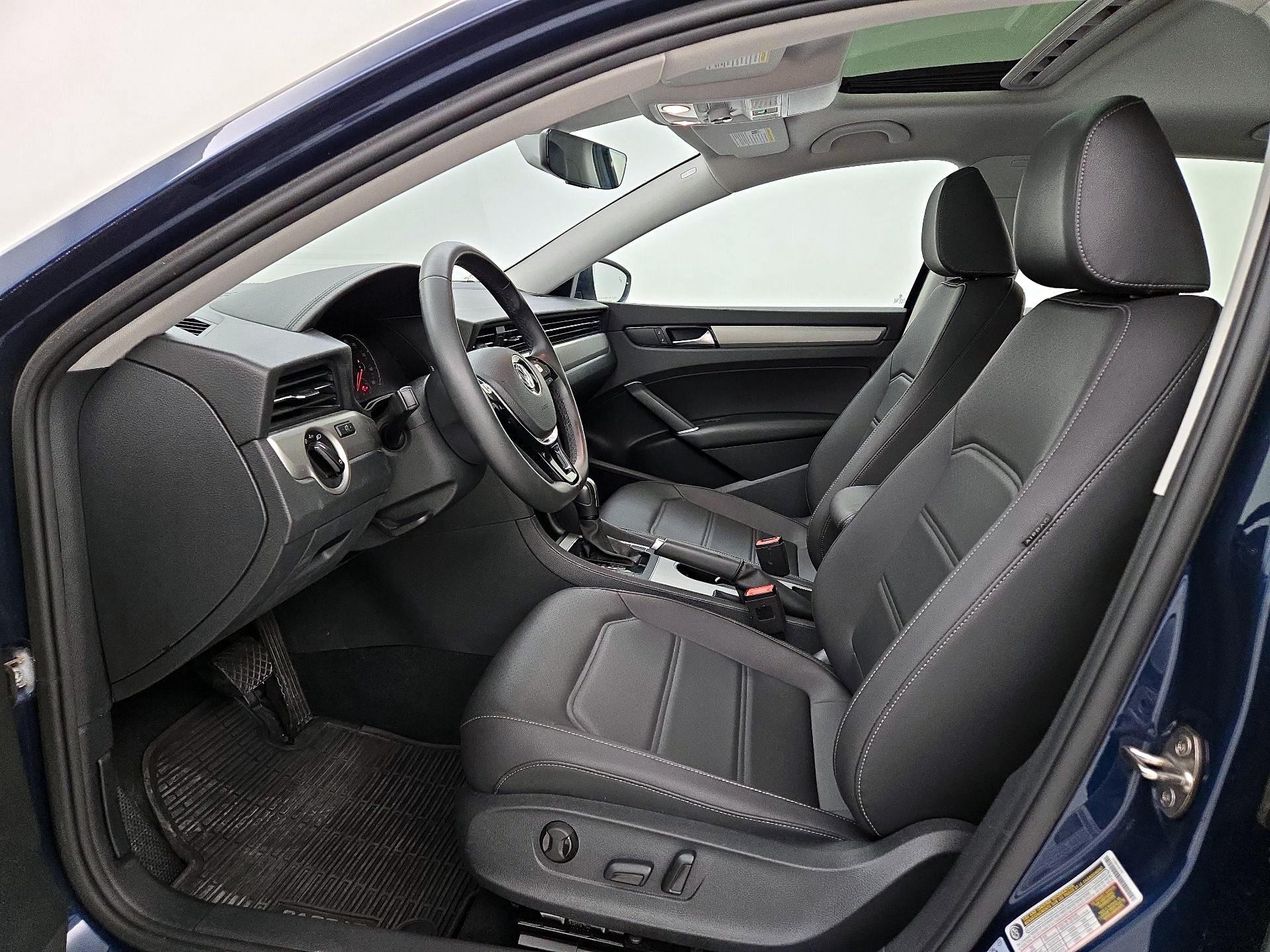 Thumbnail: 2021 Volkswagen Passat - 11