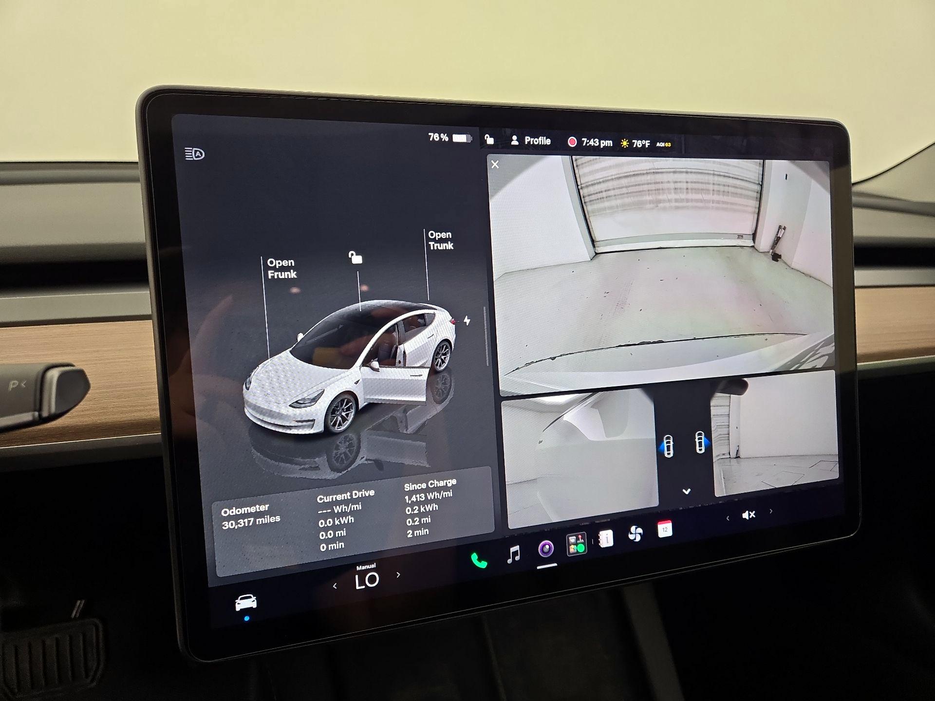 Thumbnail: 2023 Tesla Model 3 - 14