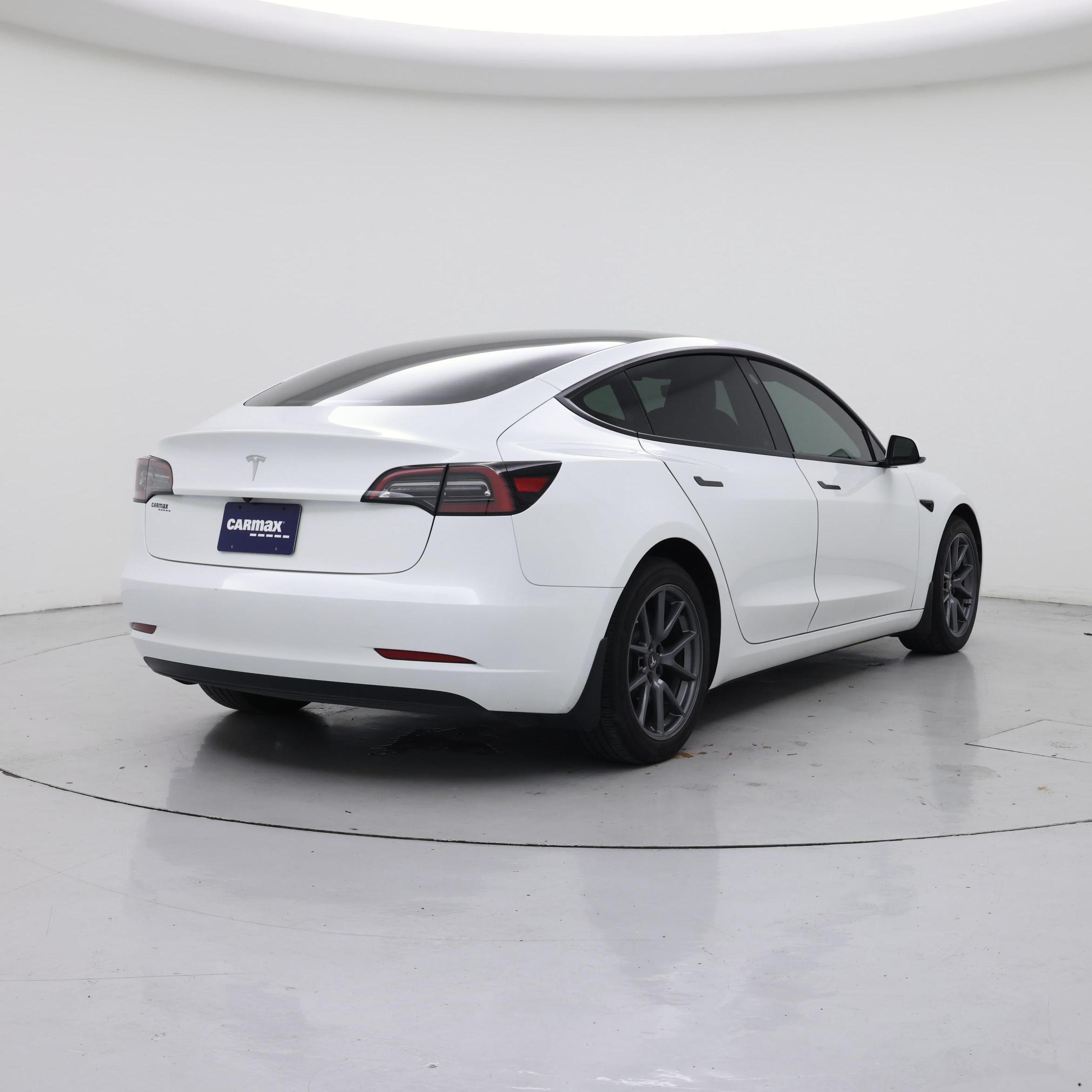 Thumbnail: 2023 Tesla Model 3 - 8