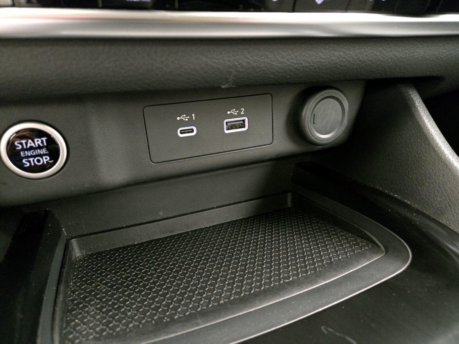 2023 Nissan Rogue SV - Photo 19