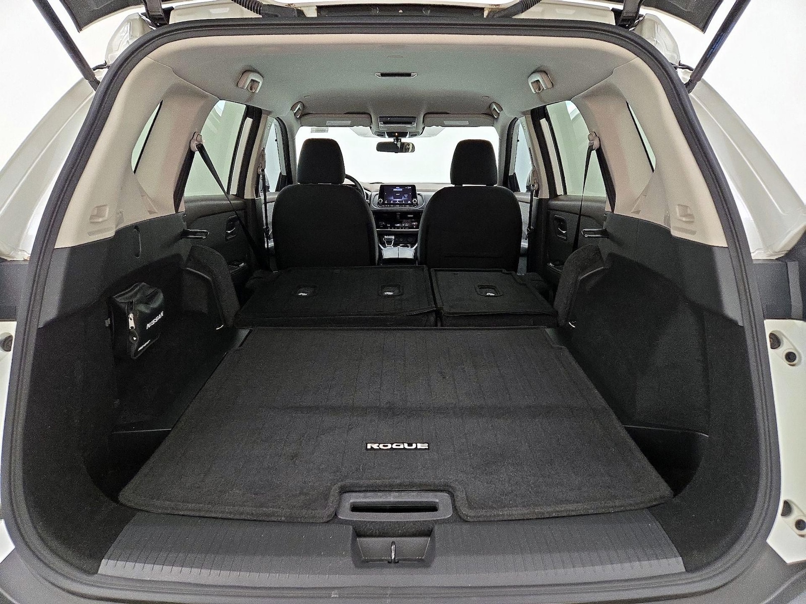 2023 Nissan Rogue SV - Photo 22