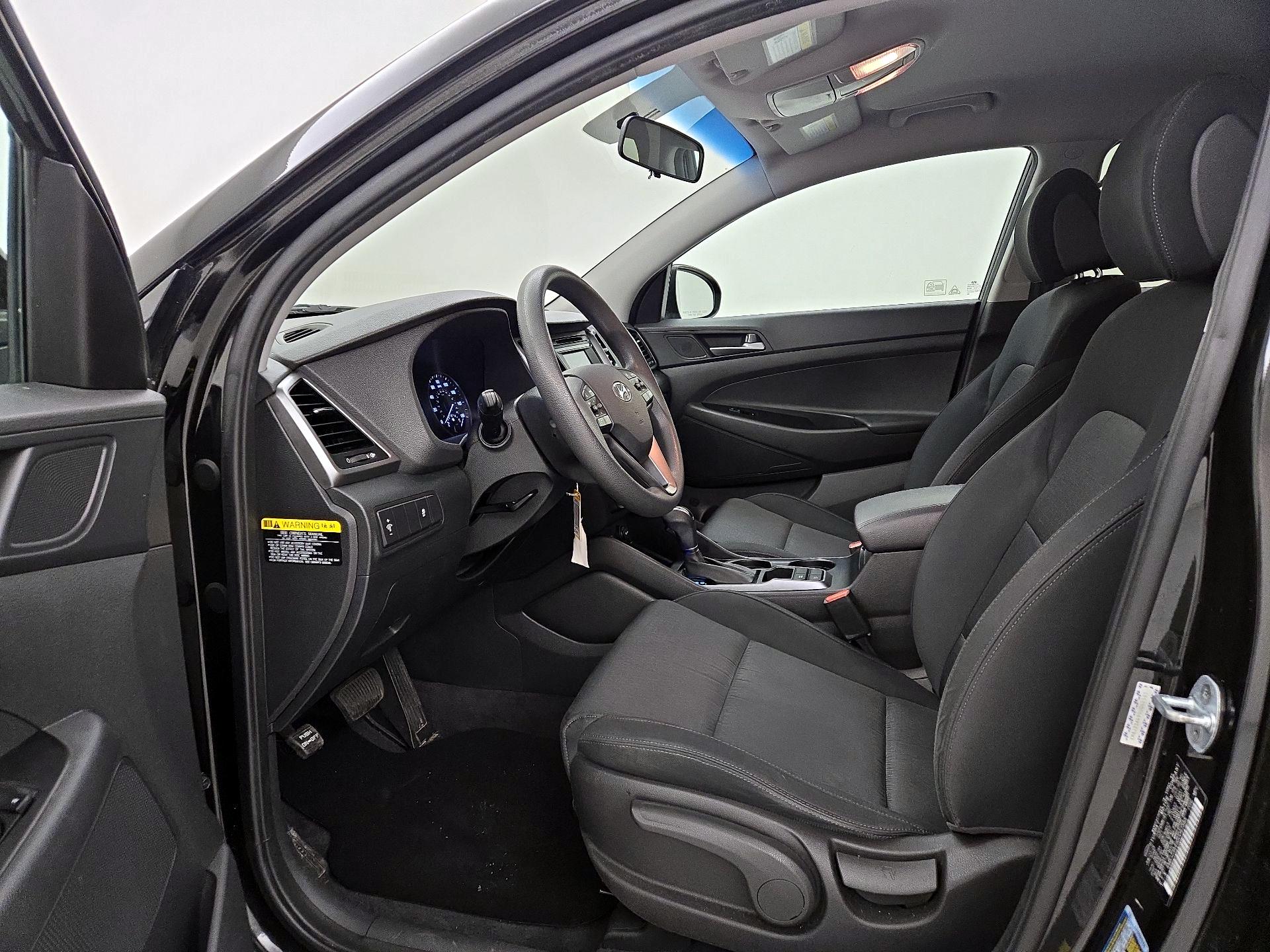 Thumbnail: 2016 Hyundai Tucson - 11