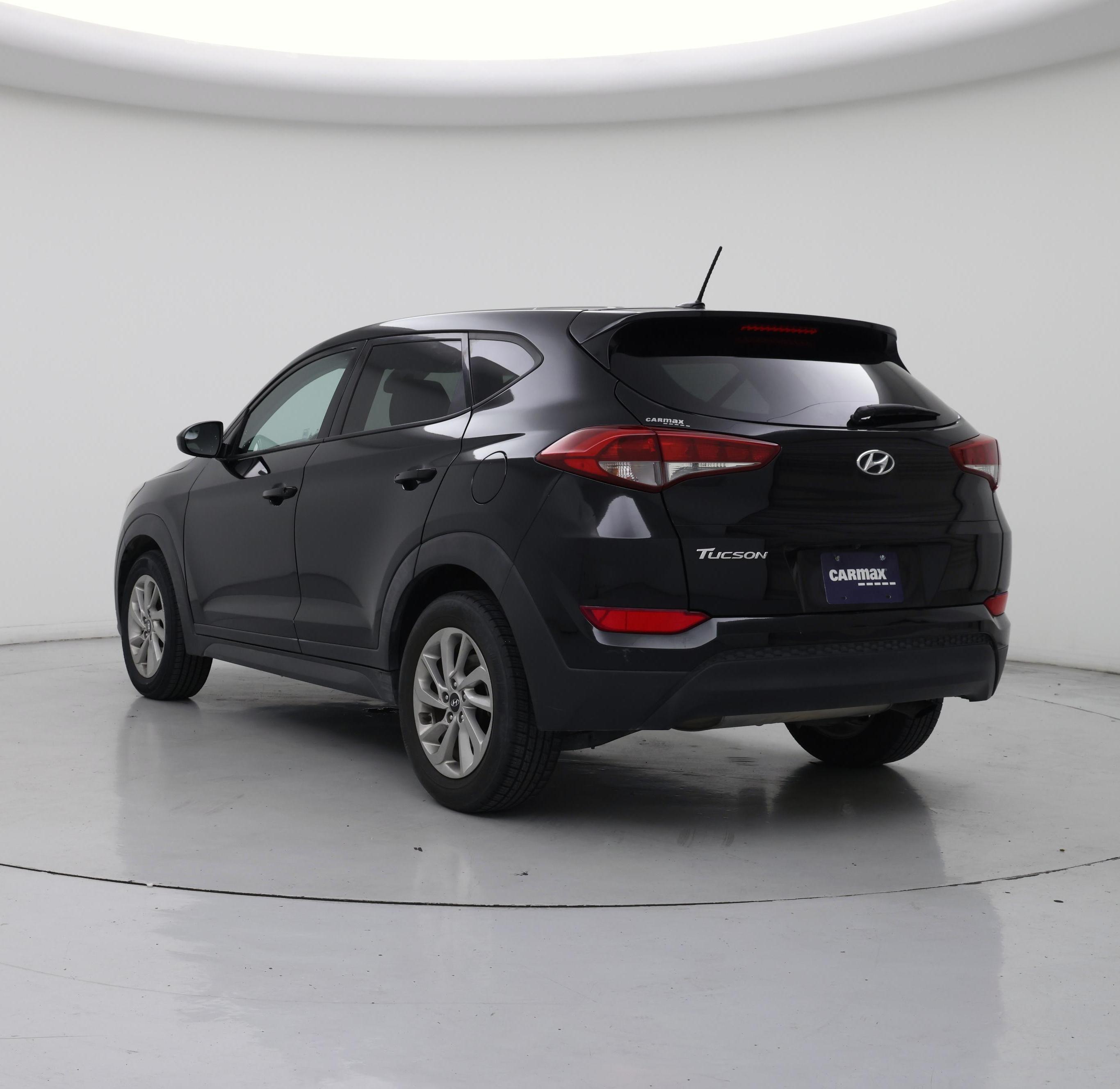 Thumbnail: 2016 Hyundai Tucson - 2