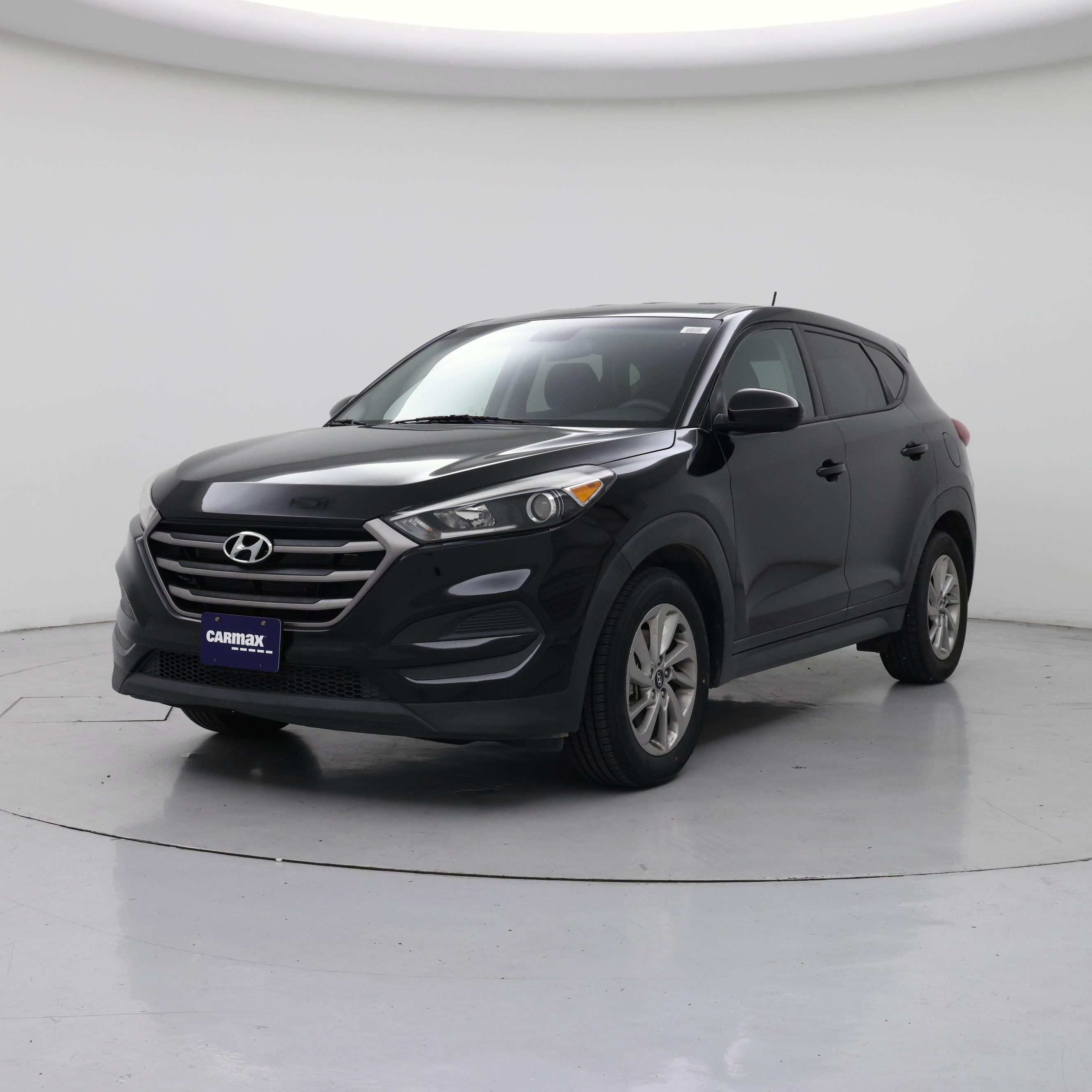 Thumbnail: 2016 Hyundai Tucson - 4