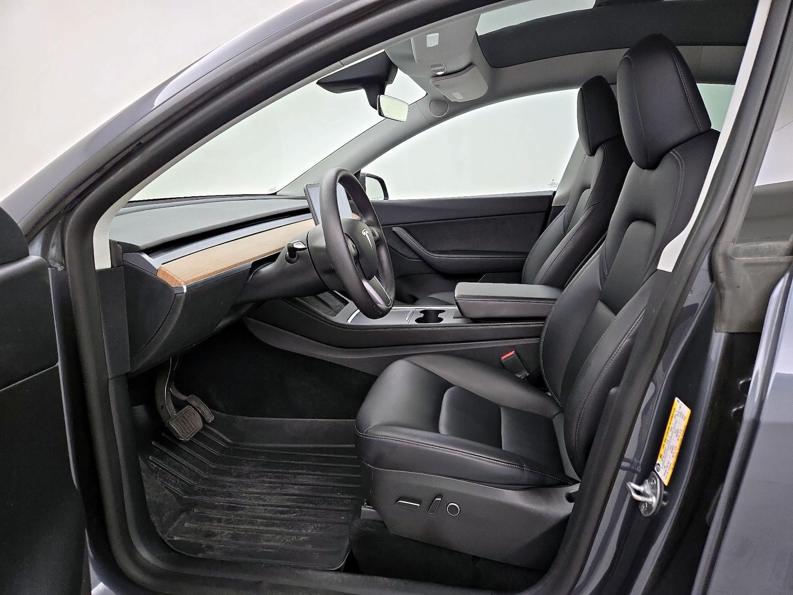 2022 Tesla Model Y Long Range - Photo 12