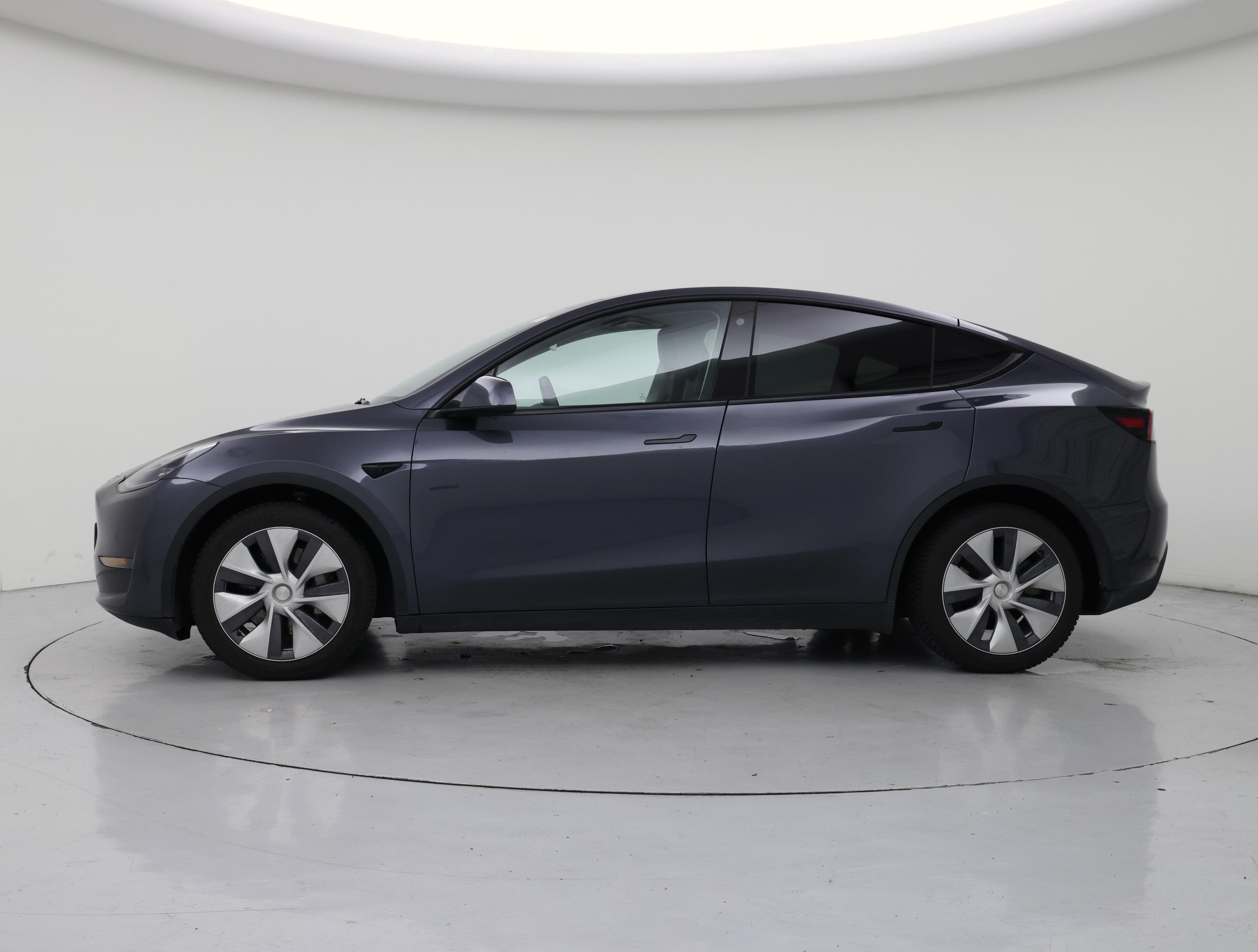 Thumbnail: 2022 Tesla Model Y - 3