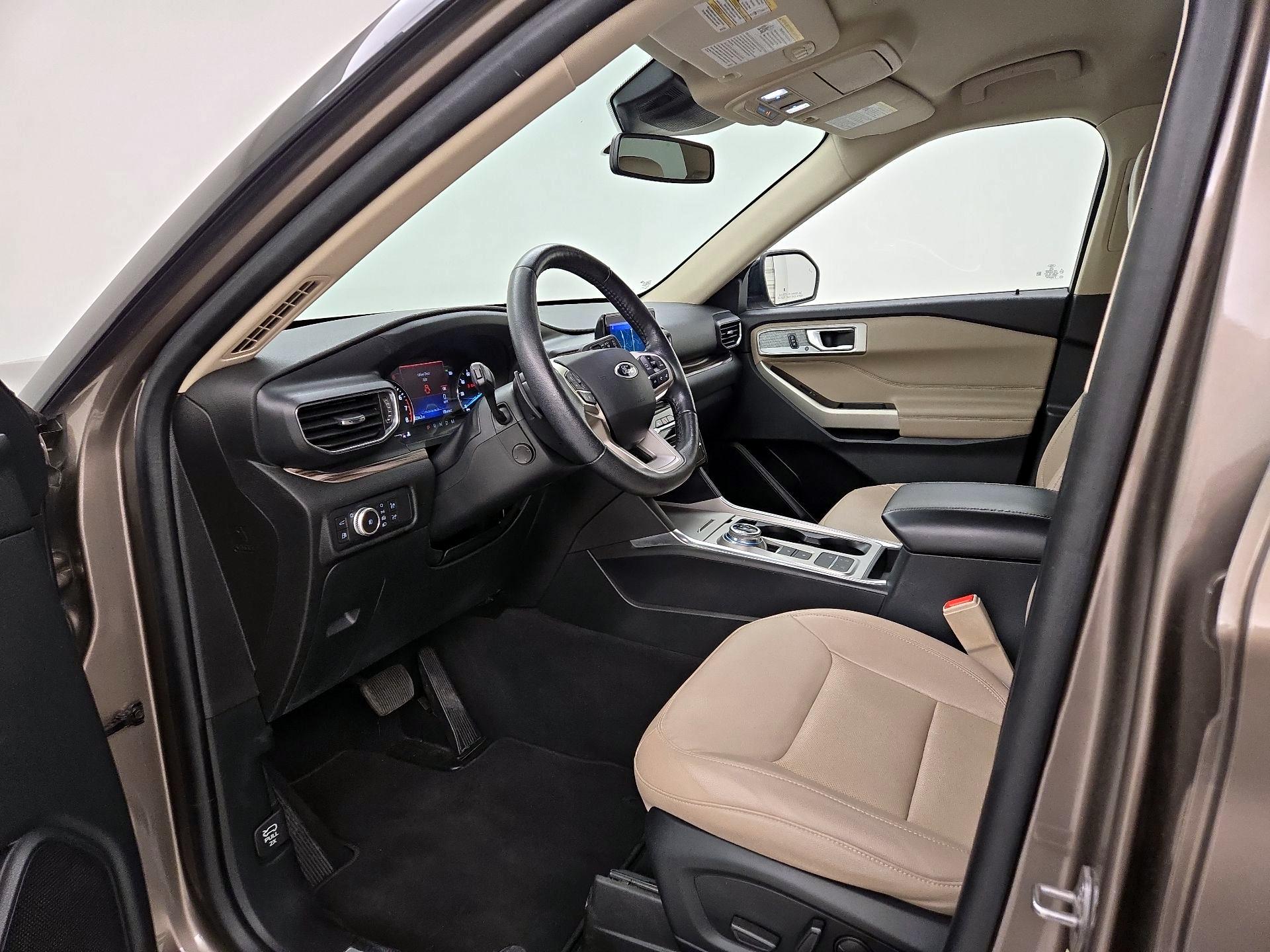 Thumbnail: 2021 Ford Explorer - 11