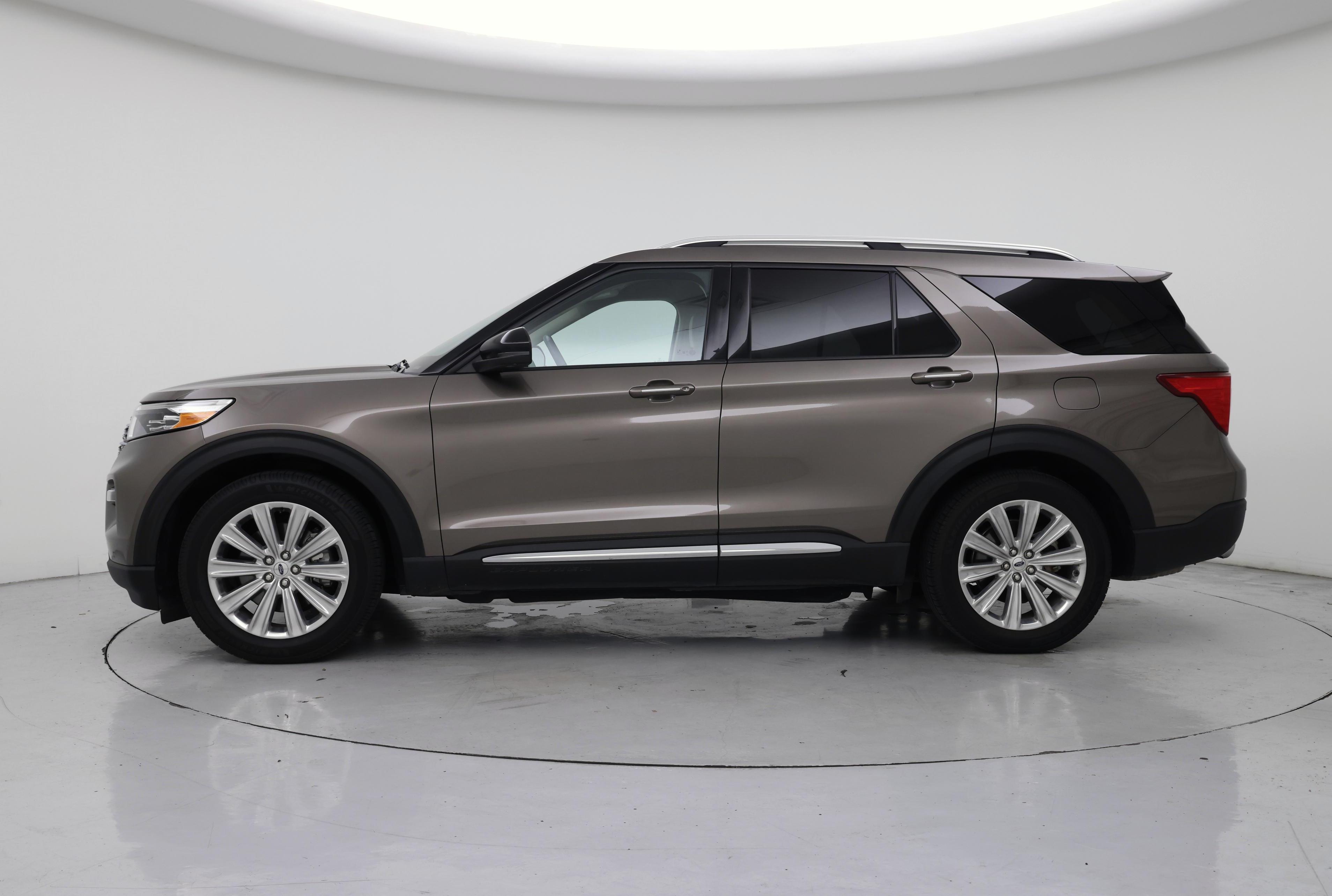 Thumbnail: 2021 Ford Explorer - 3