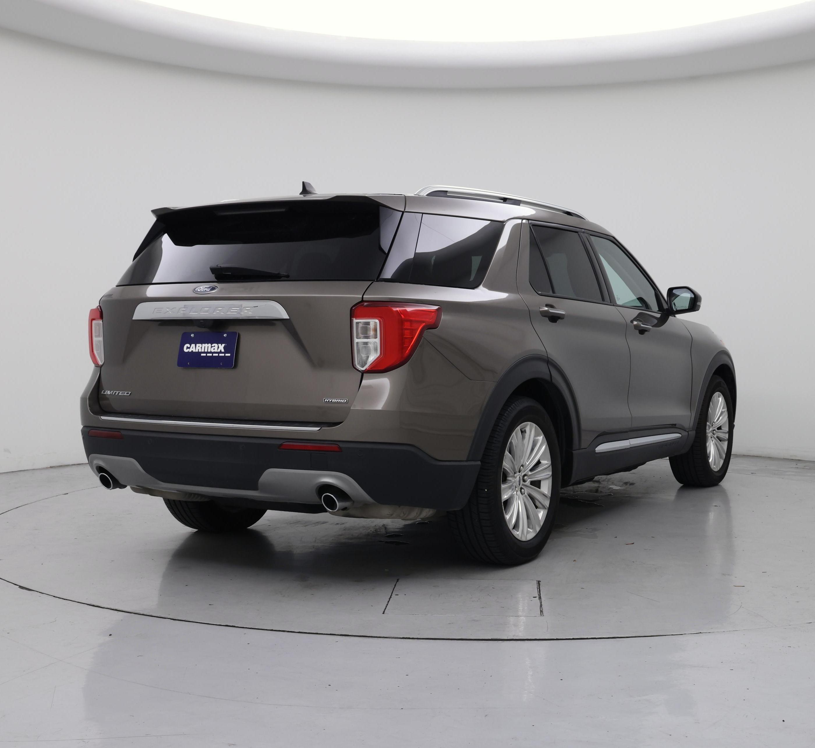 Thumbnail: 2021 Ford Explorer - 8