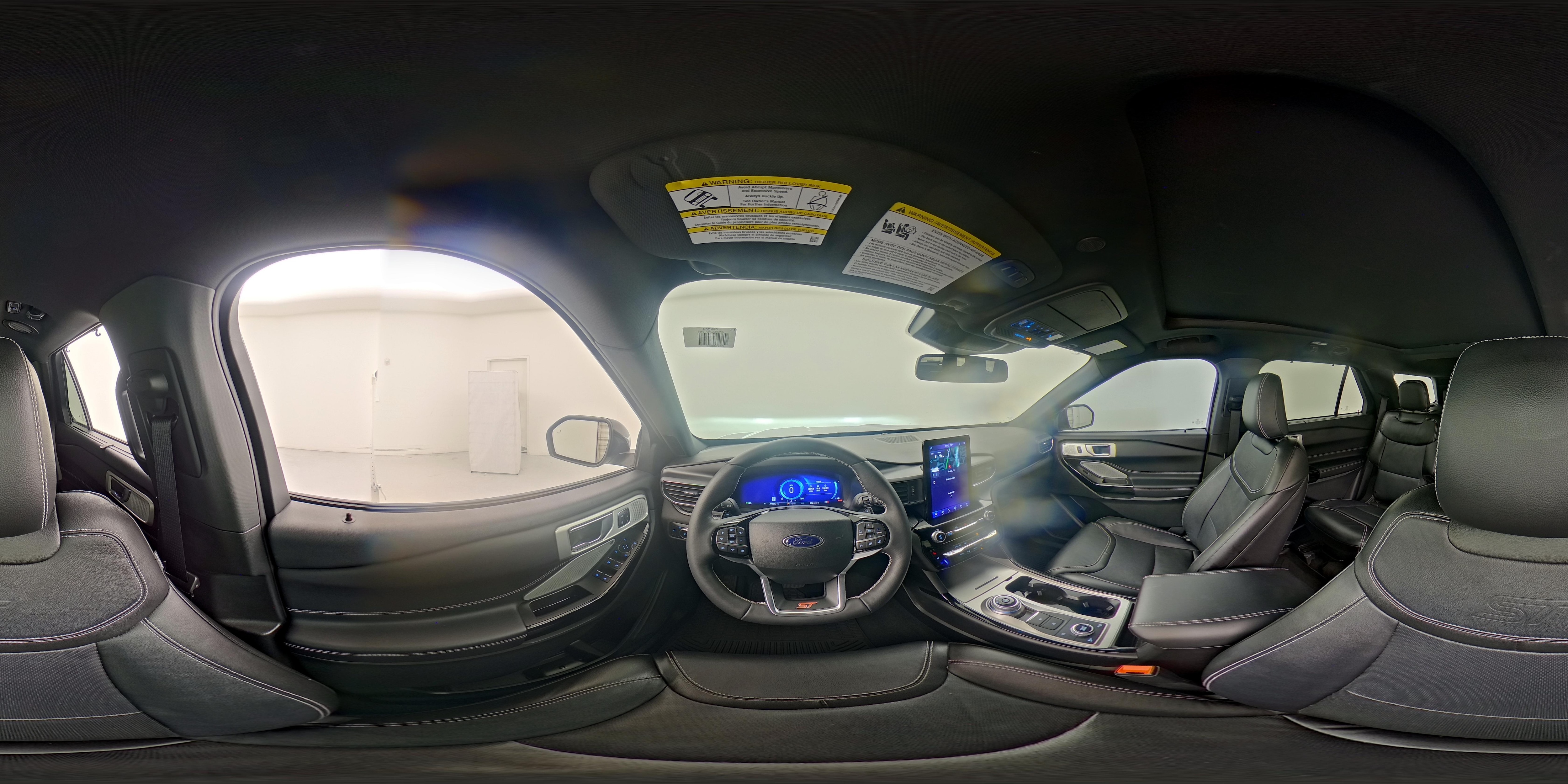 2023 Ford Explorer ST - Photo 30