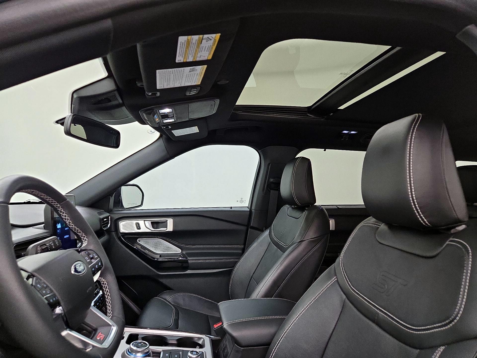 Thumbnail: 2023 Ford Explorer - 20