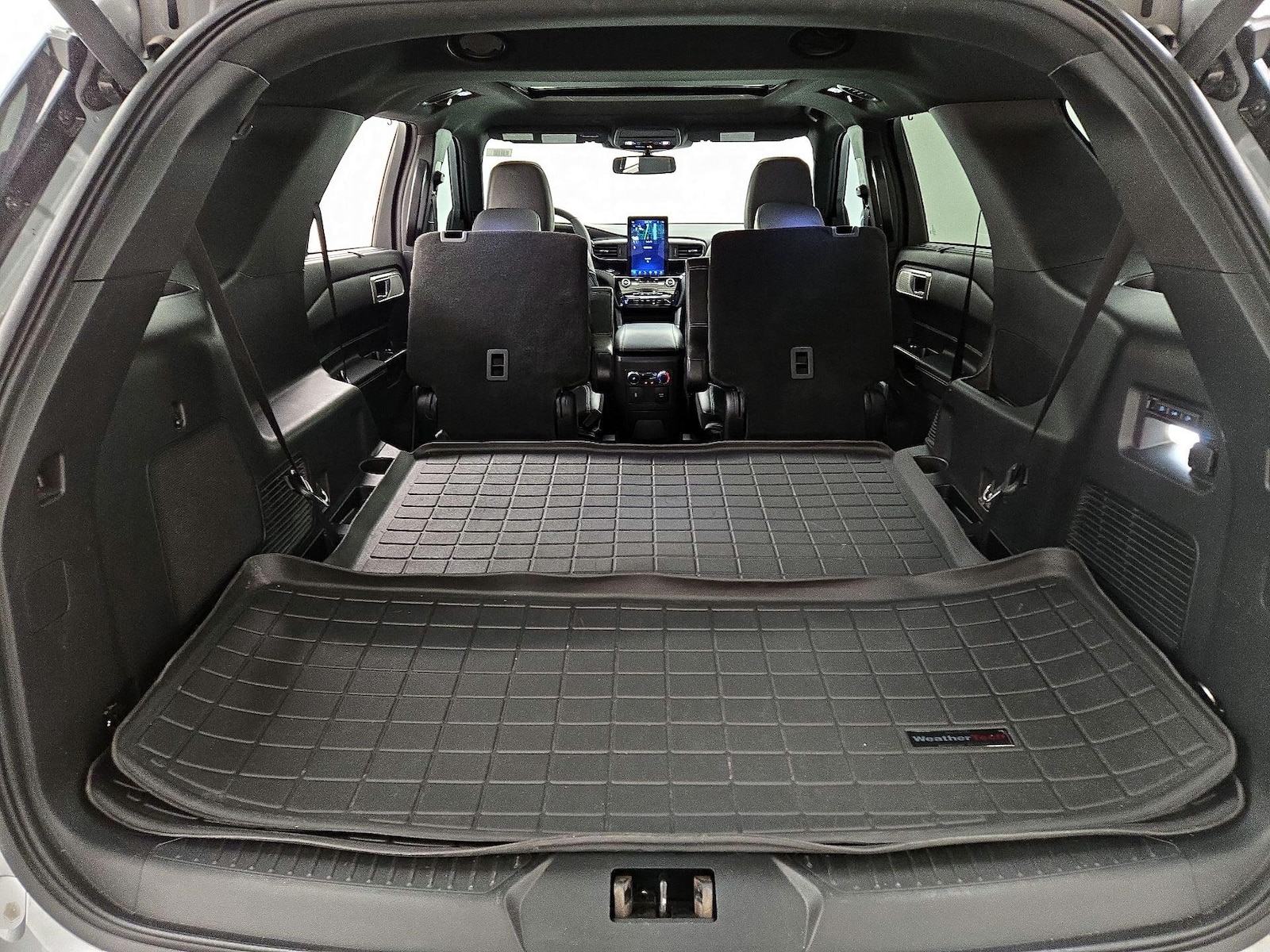 2023 Ford Explorer ST - Photo 25