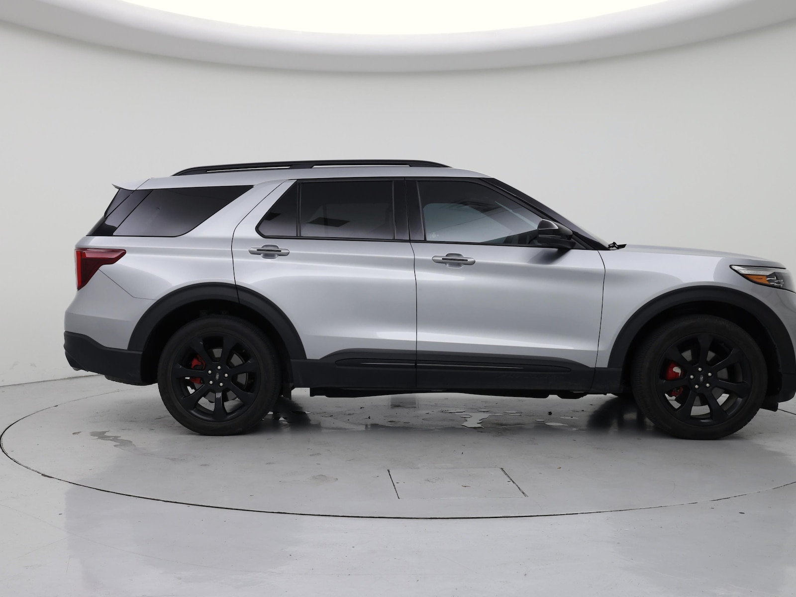 2023 Ford Explorer ST - Photo 8