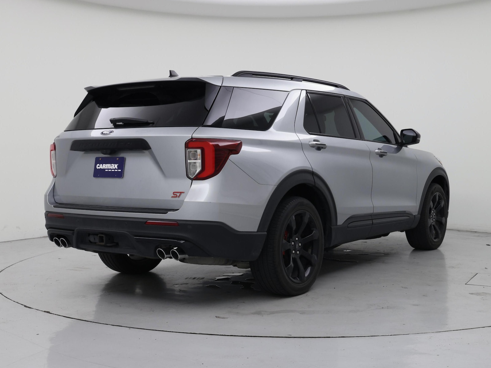 2023 Ford Explorer ST - Photo 9