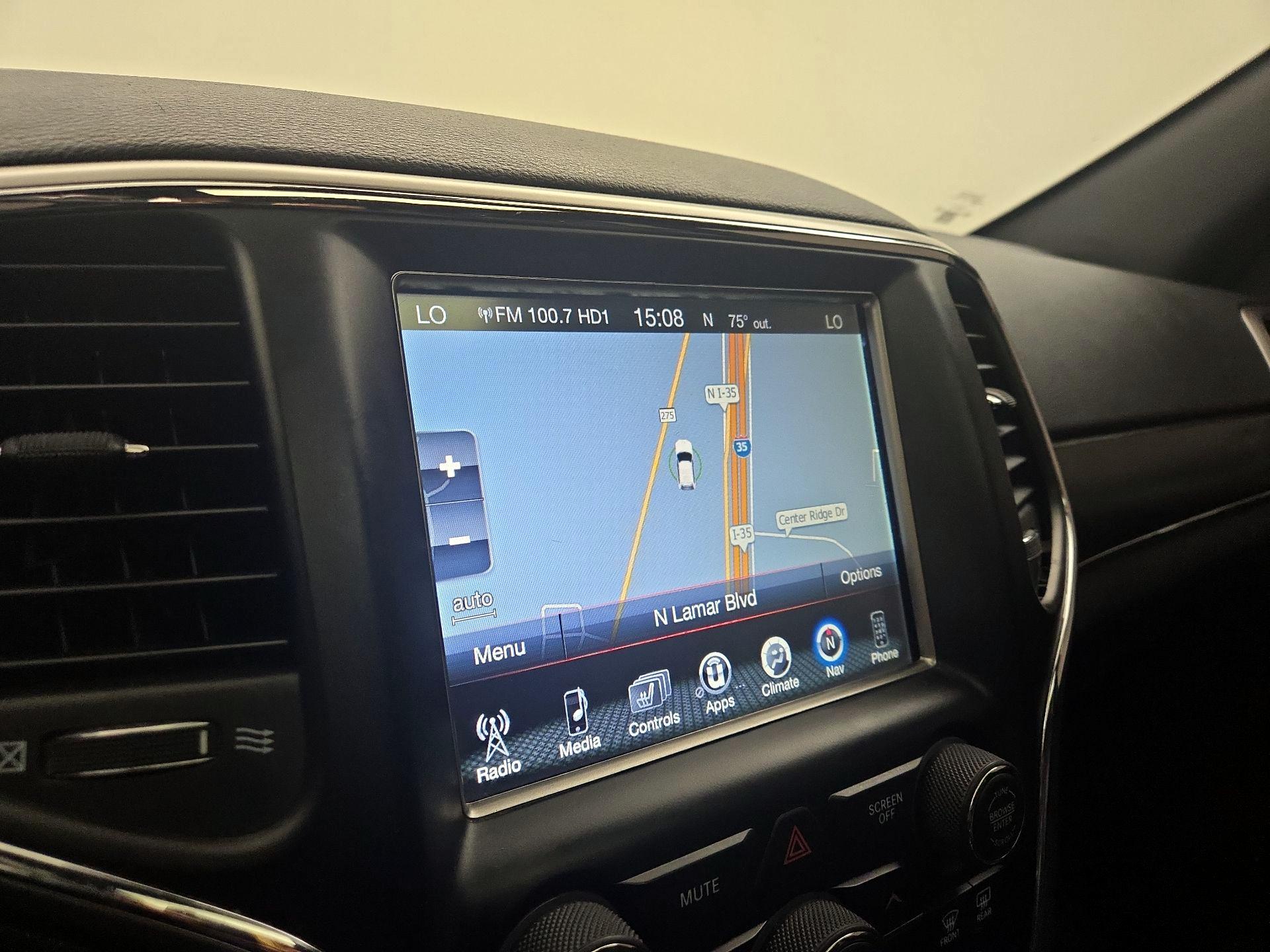Thumbnail: 2018 Jeep Grand Cherokee - 14