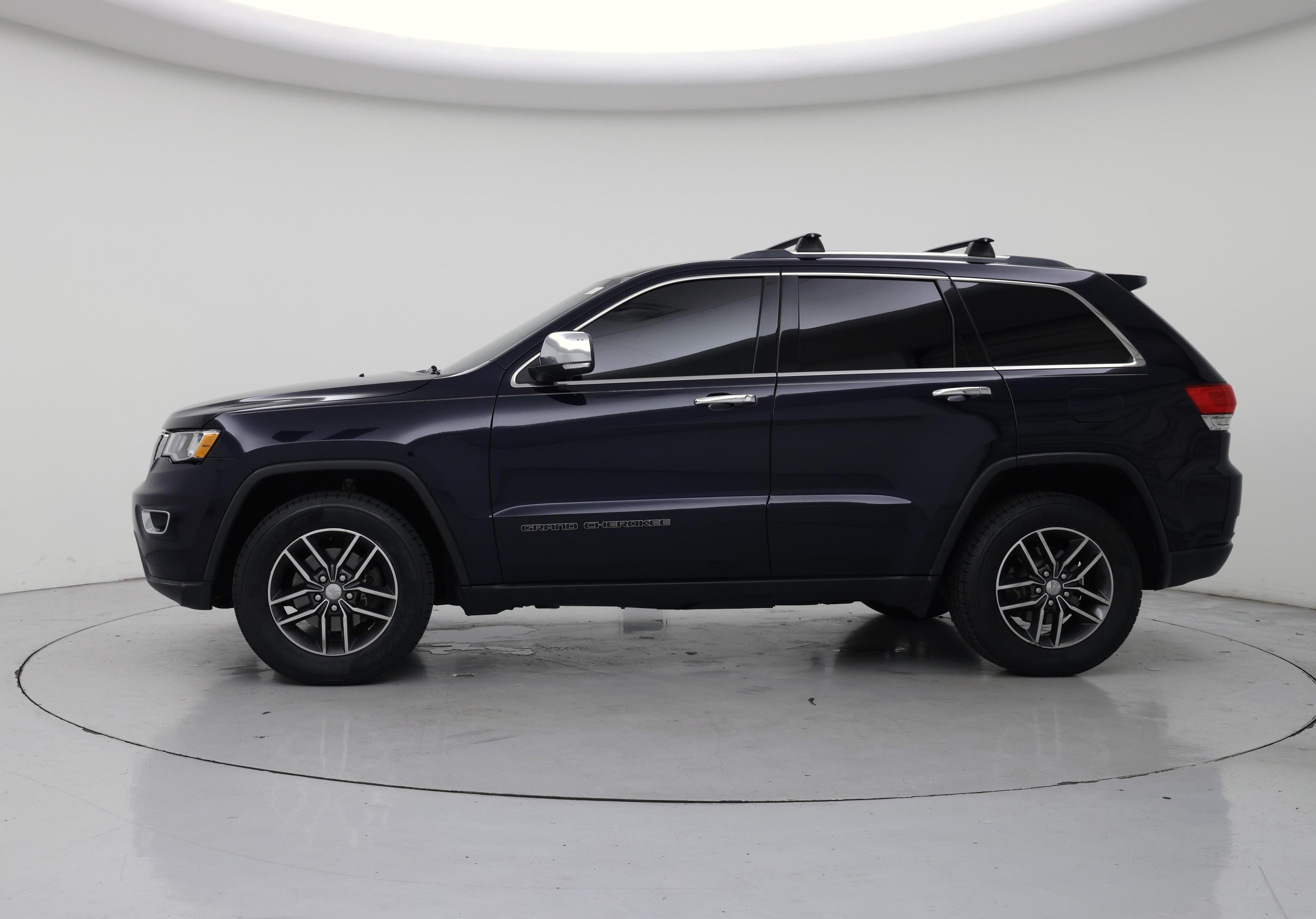 Thumbnail: 2018 Jeep Grand Cherokee - 3