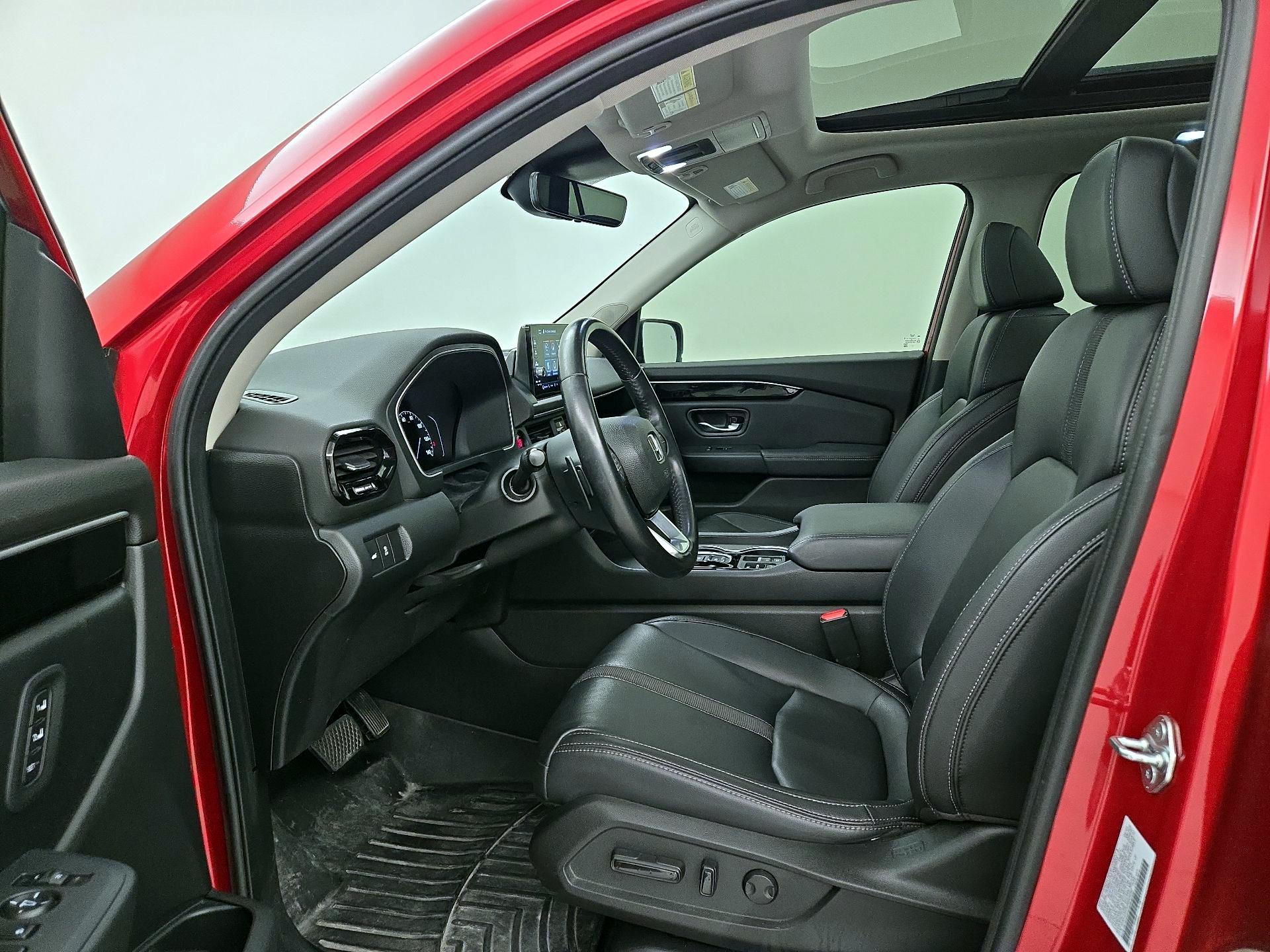 Thumbnail: 2023 Honda Pilot - 11