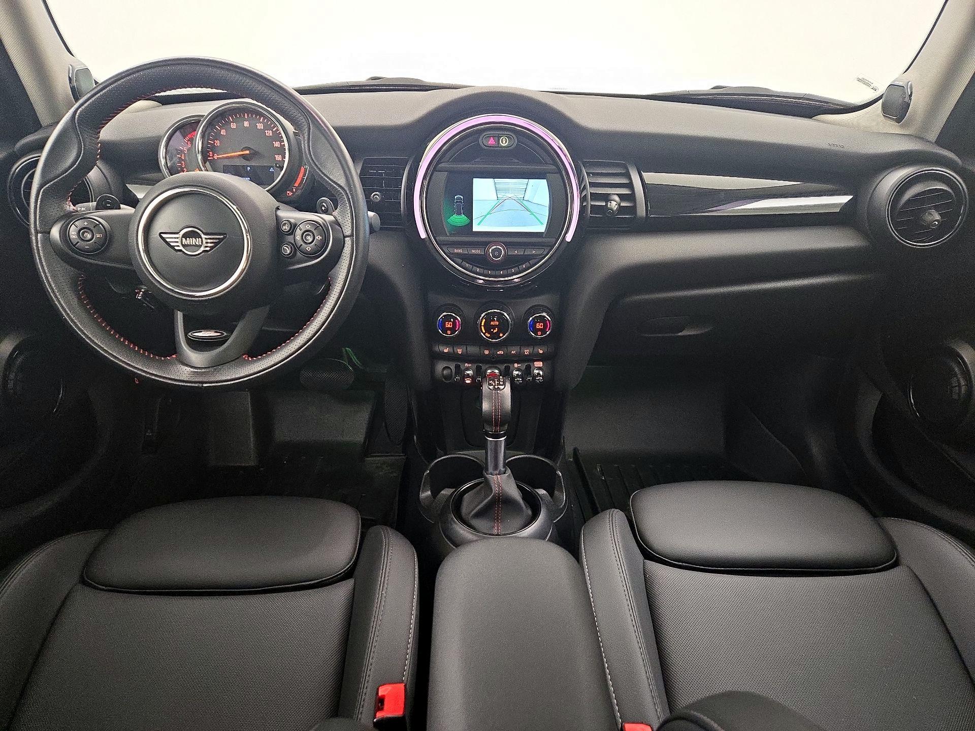 Thumbnail: 2019 MINI Cooper Hardtop - 9