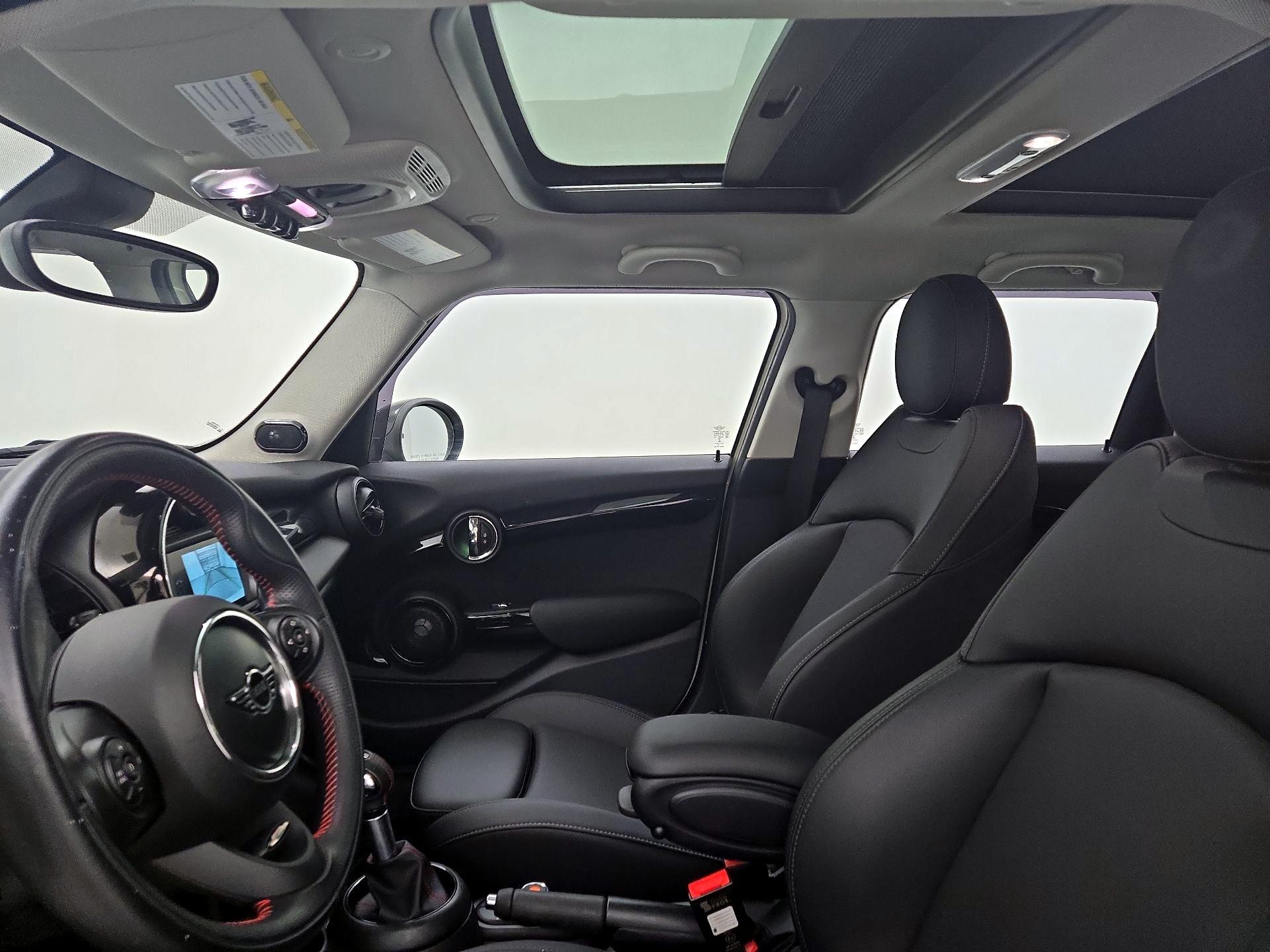 Thumbnail: 2019 MINI Cooper Hardtop - 19