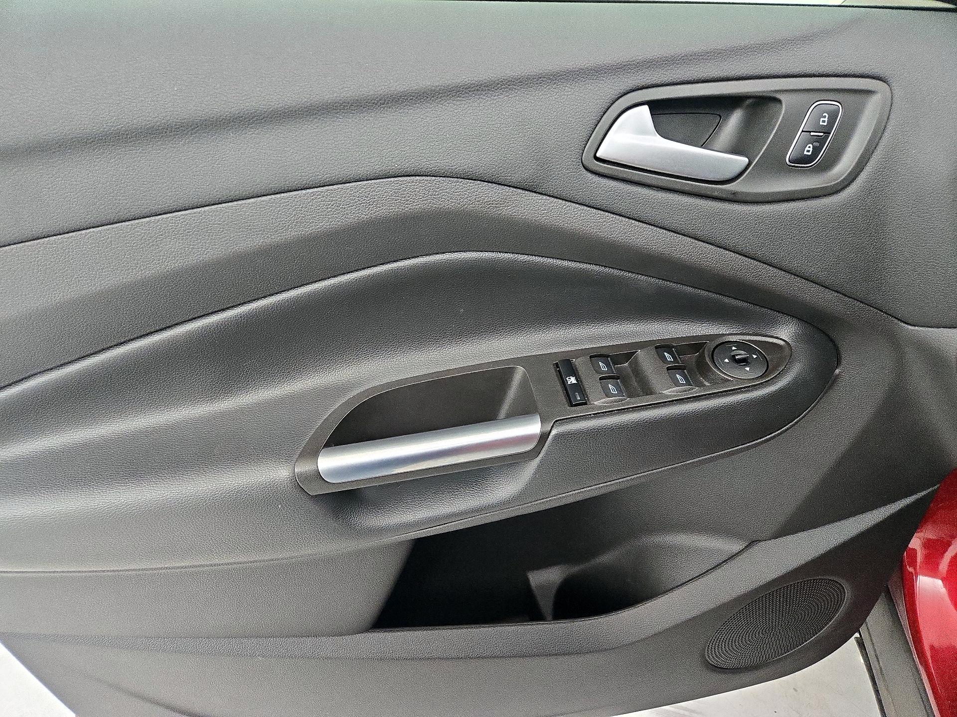 Thumbnail: 2018 Ford Escape - 12
