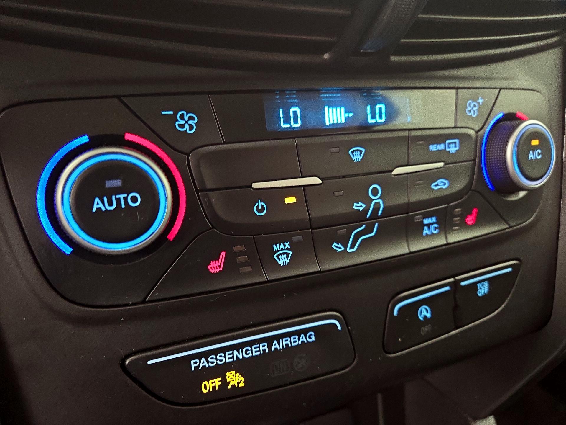 Thumbnail: 2018 Ford Escape - 17