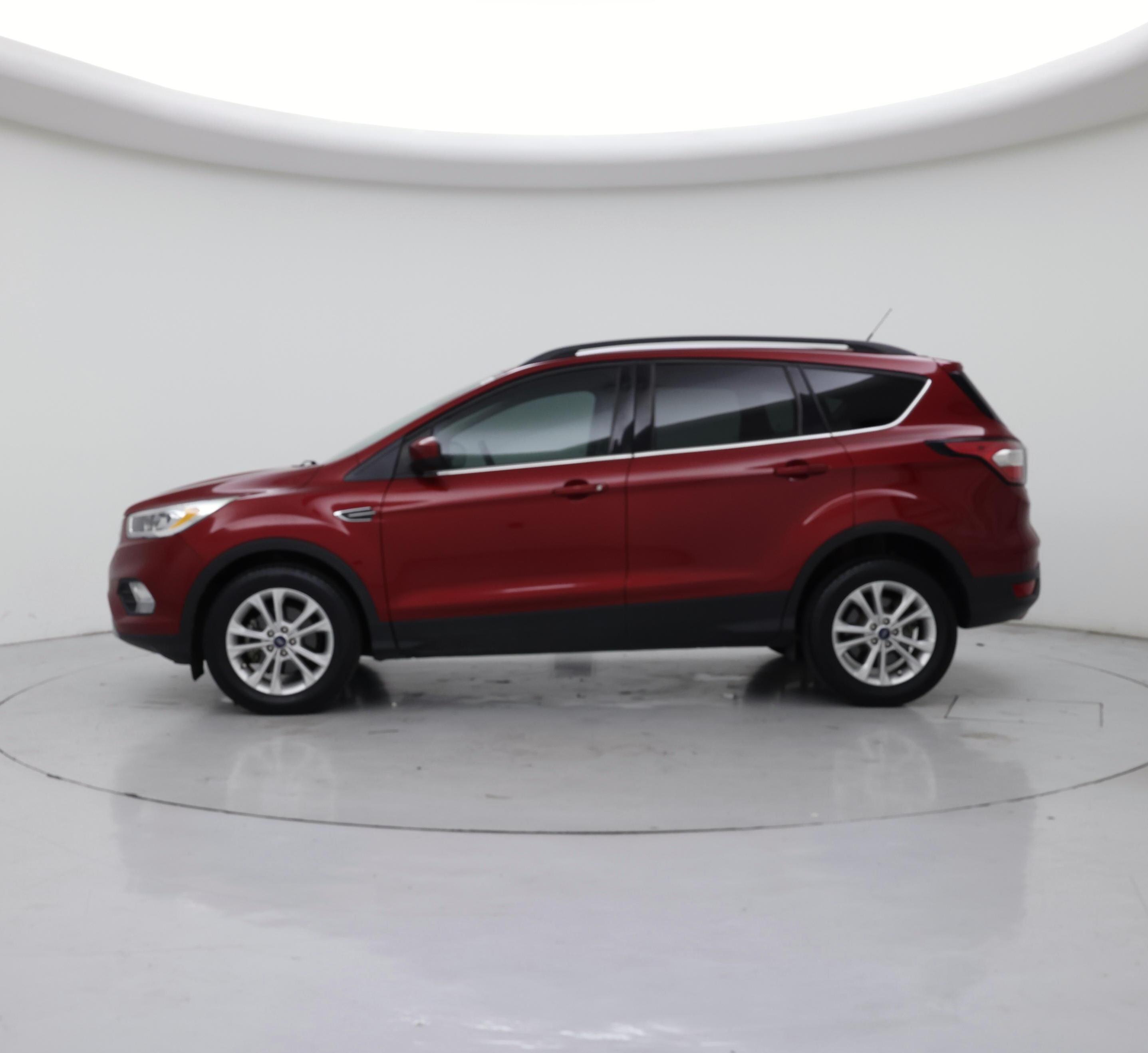 Thumbnail: 2018 Ford Escape - 3