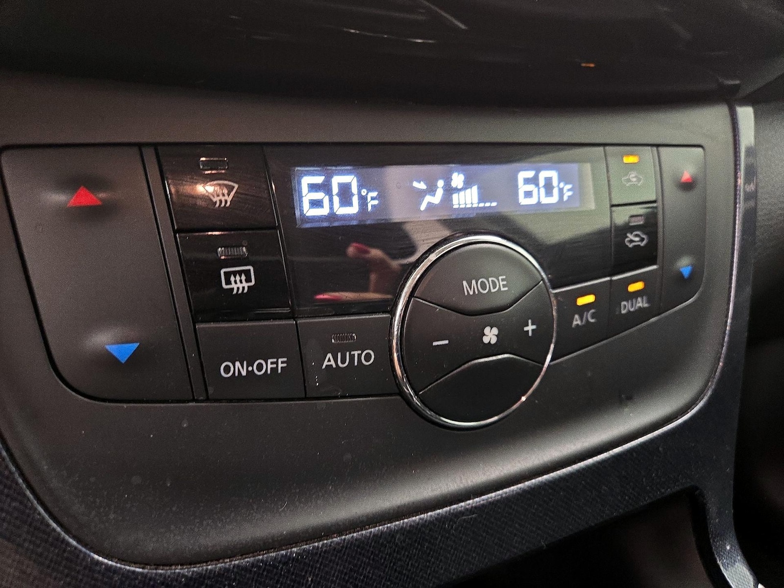 2018 Nissan Sentra SR - Photo 18
