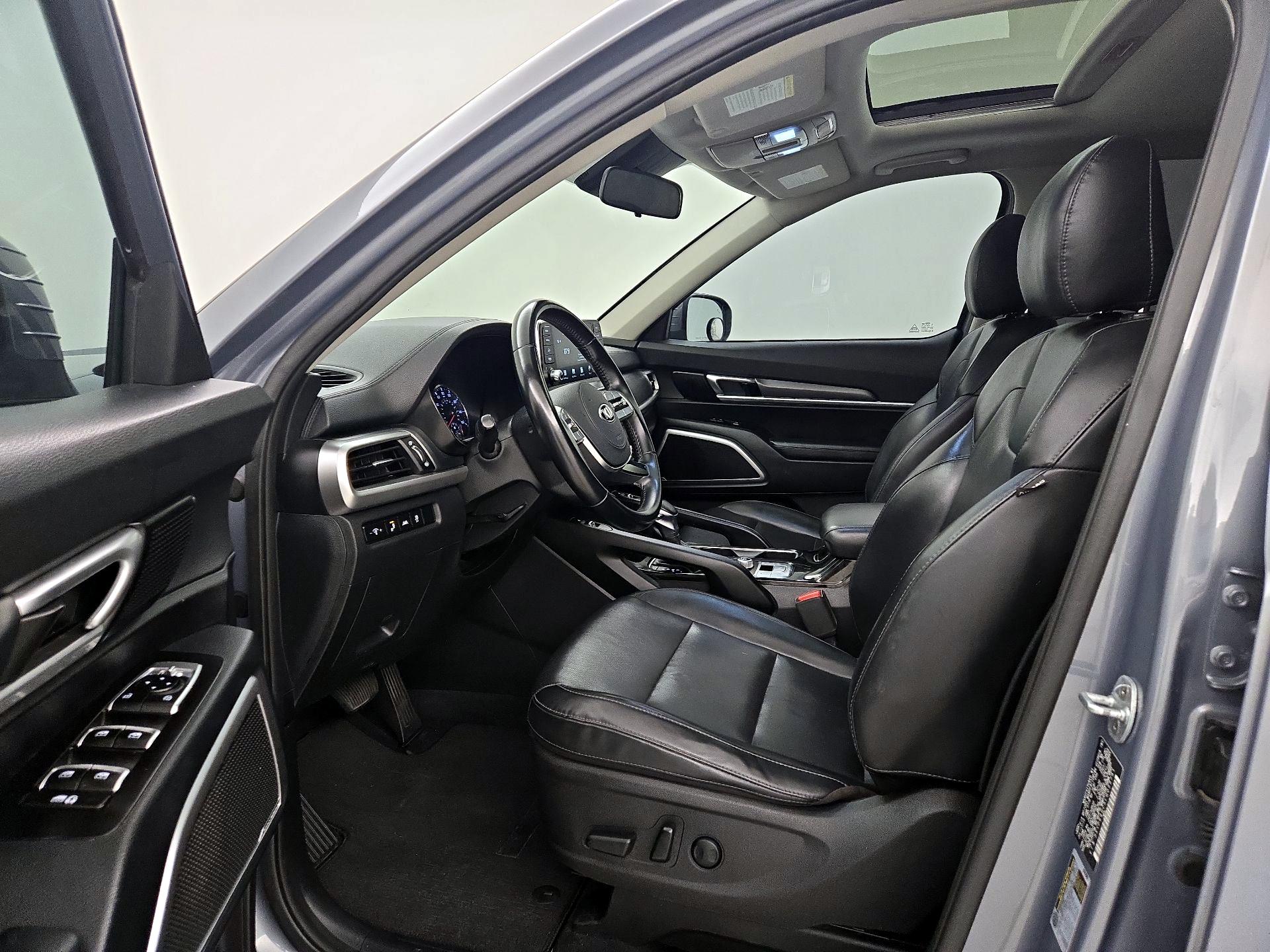 Thumbnail: 2020 Kia Telluride - 11