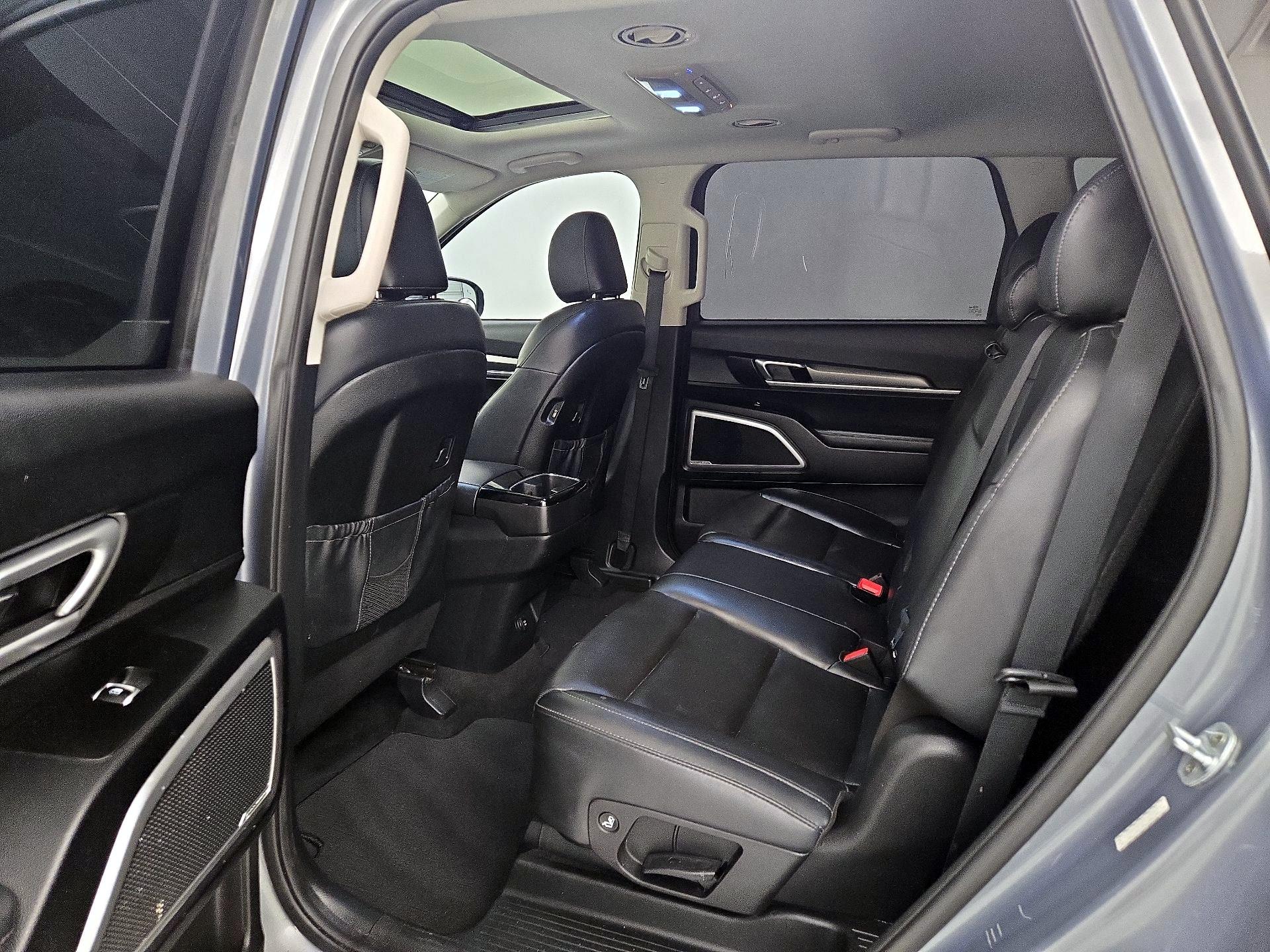 Thumbnail: 2020 Kia Telluride - 20