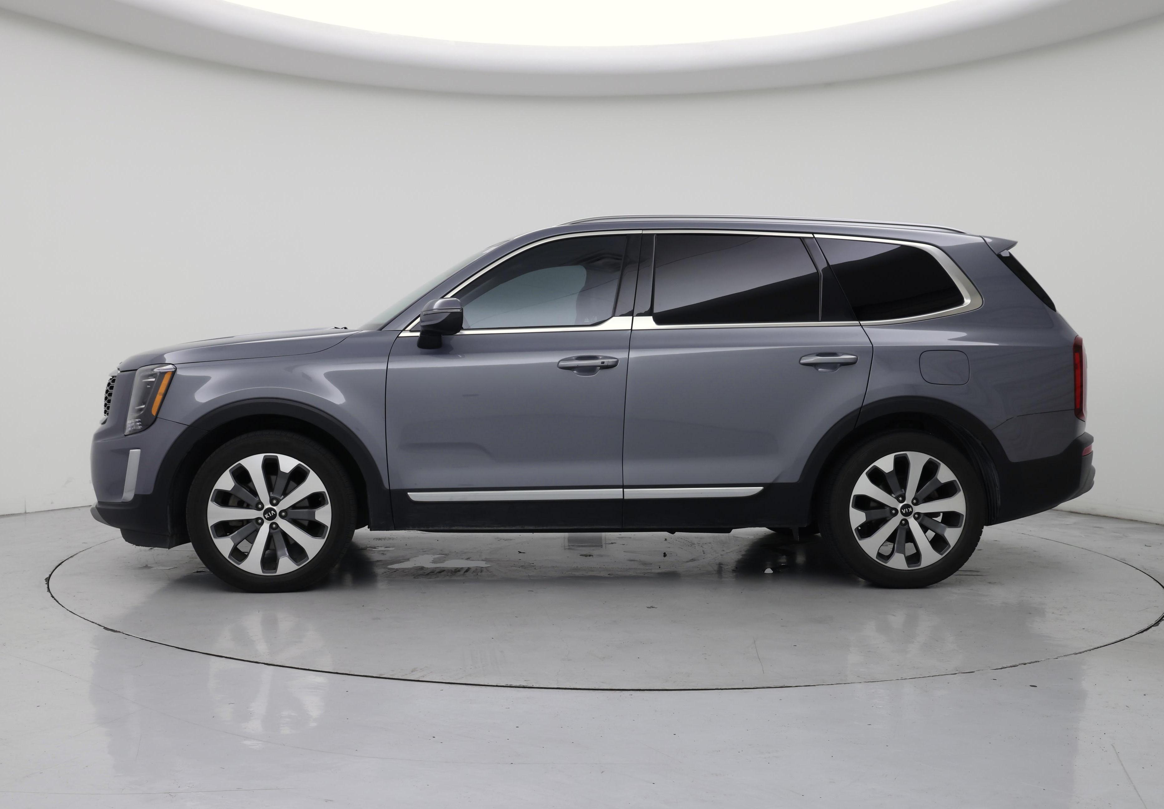 Thumbnail: 2020 Kia Telluride - 3