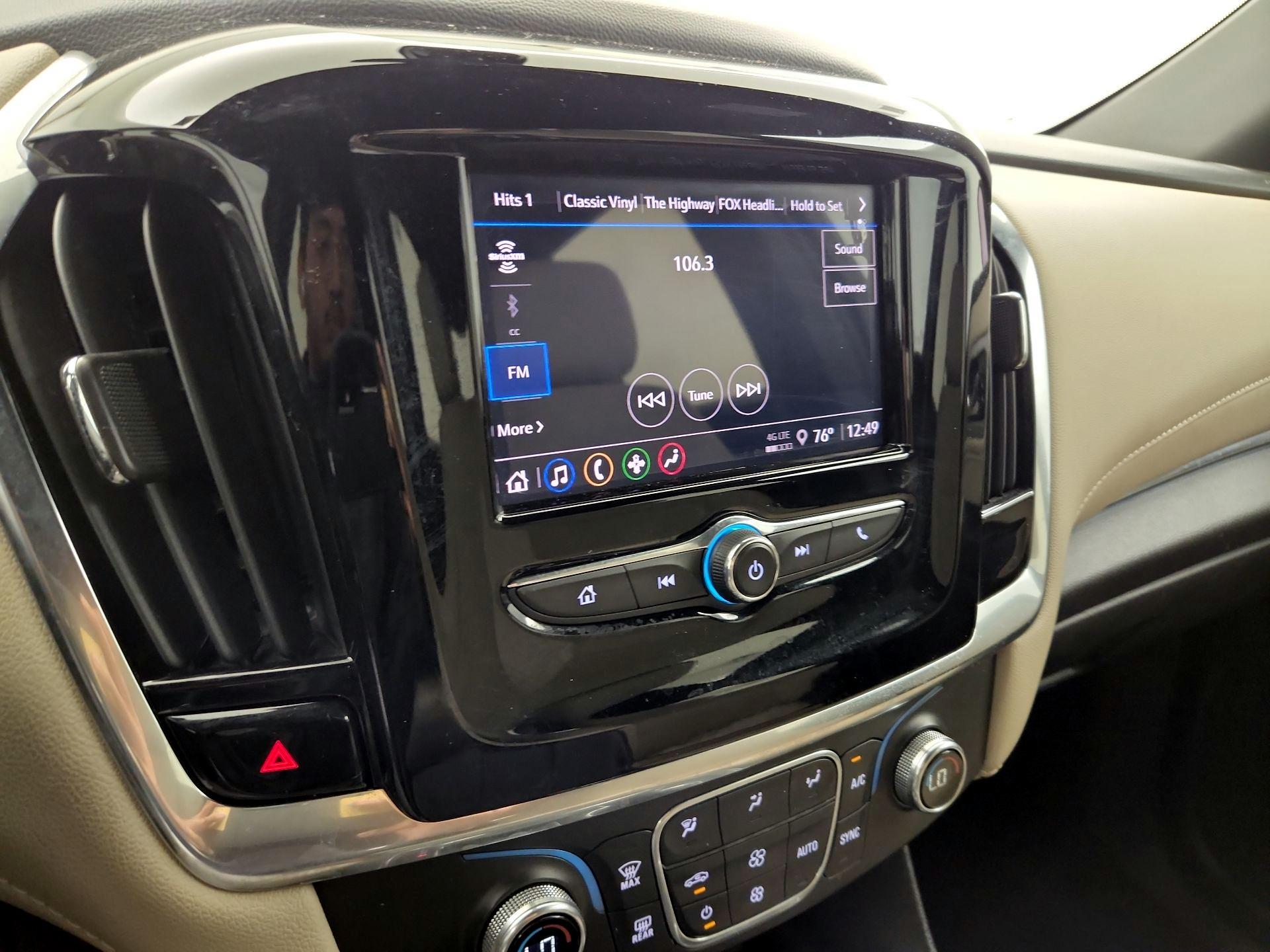 Thumbnail: 2022 Chevrolet Traverse - 15
