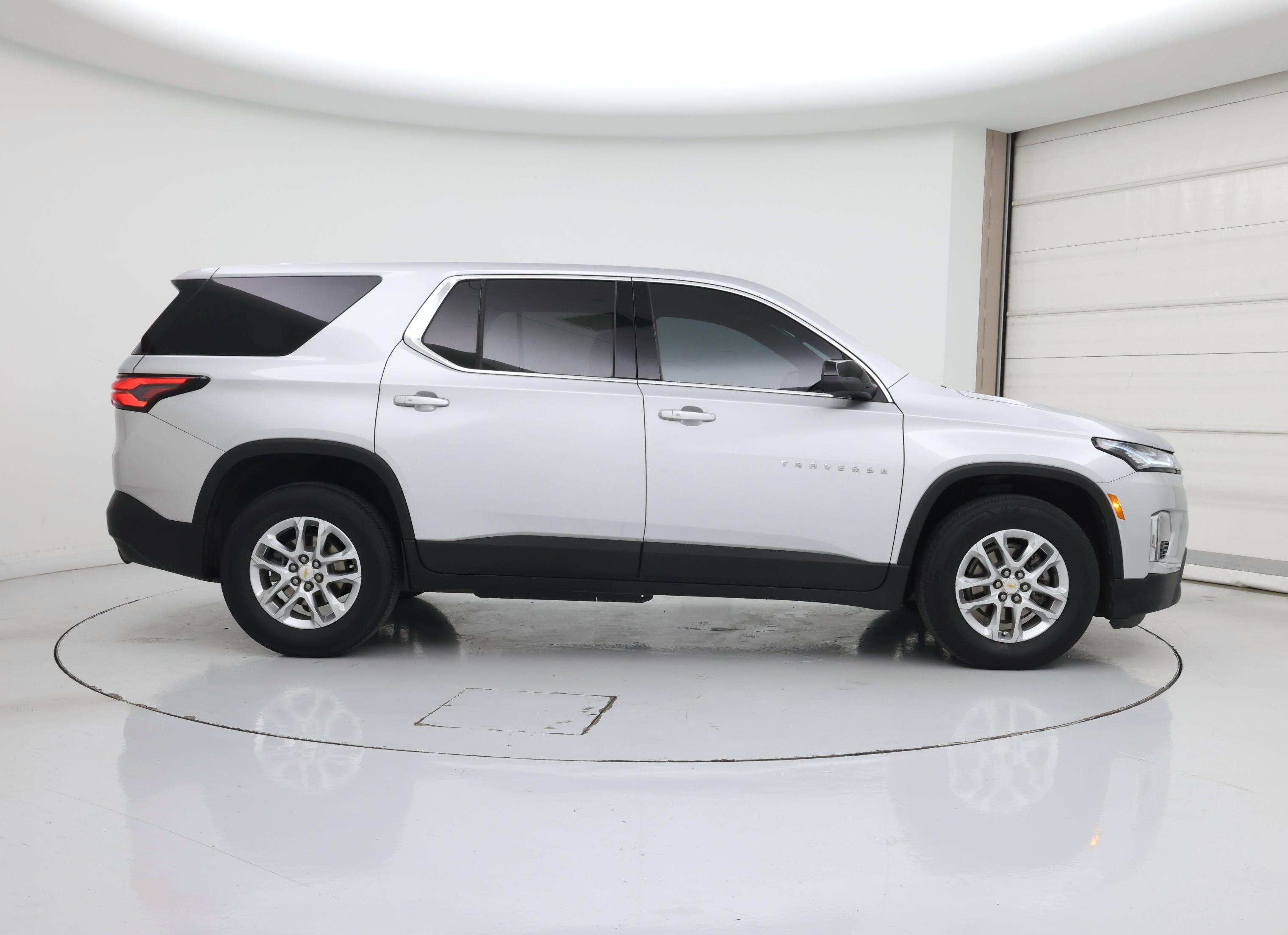 Thumbnail: 2022 Chevrolet Traverse - 7