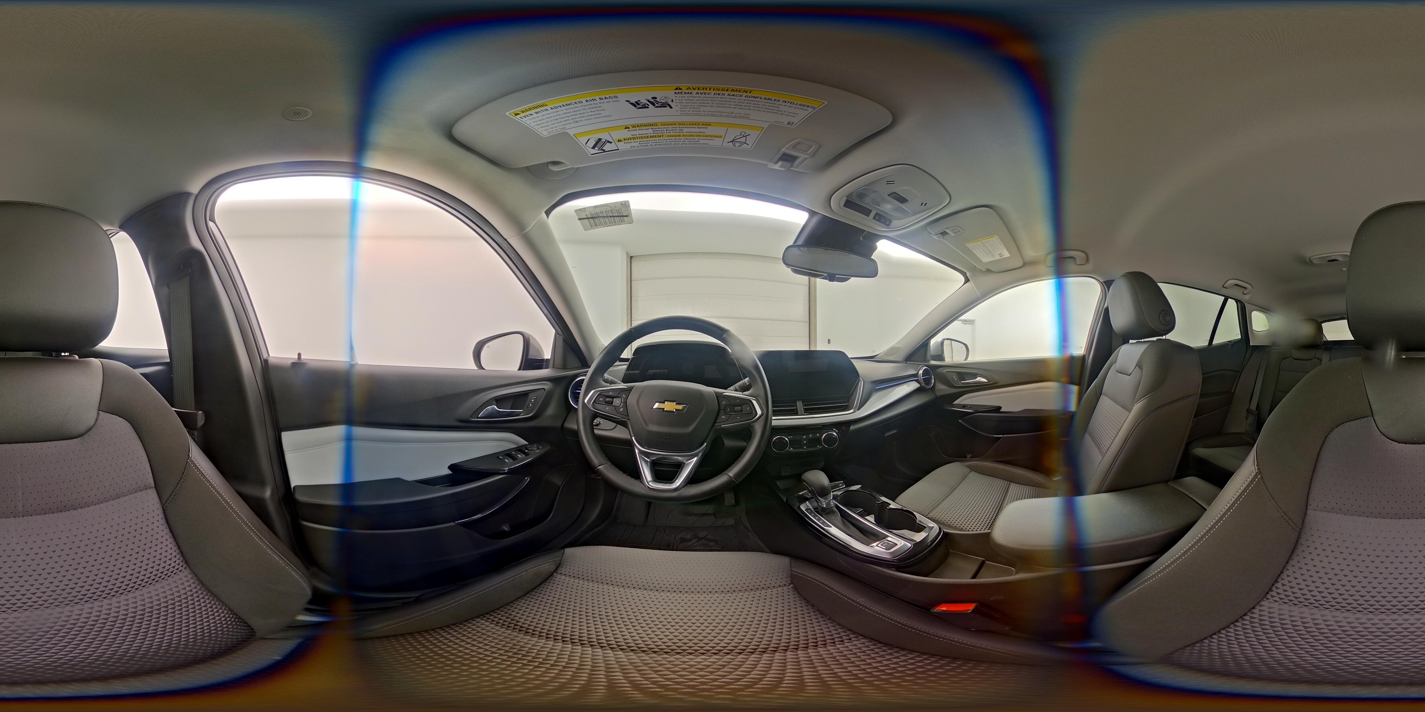 2025 Chevrolet Trax LT - Photo 26