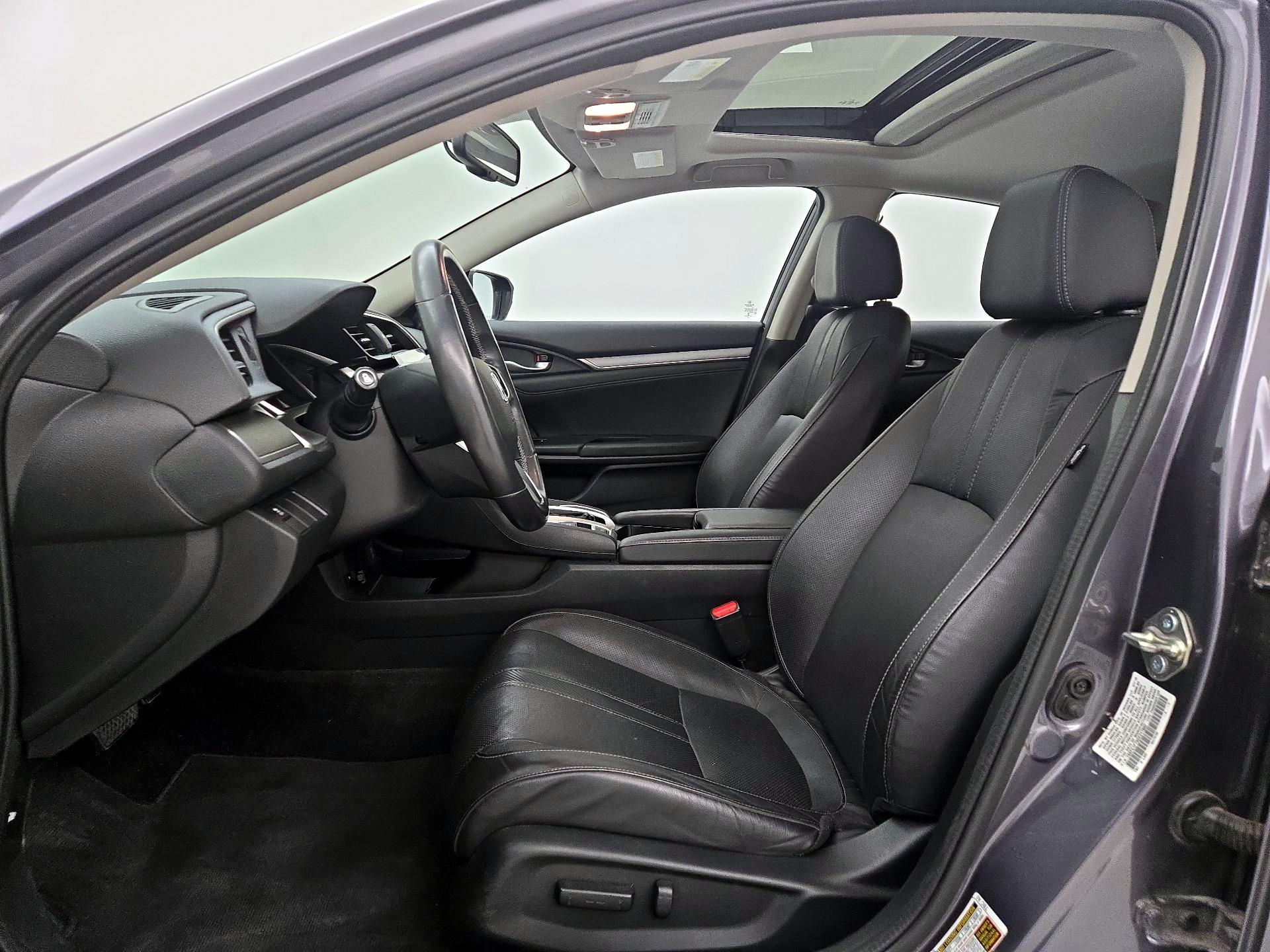 Thumbnail: 2016 Honda Civic - 11
