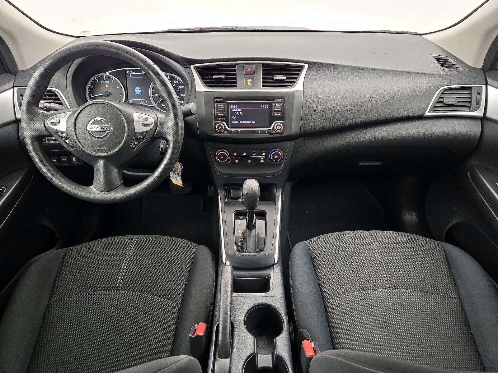 2018 Nissan Sentra S - Photo 10