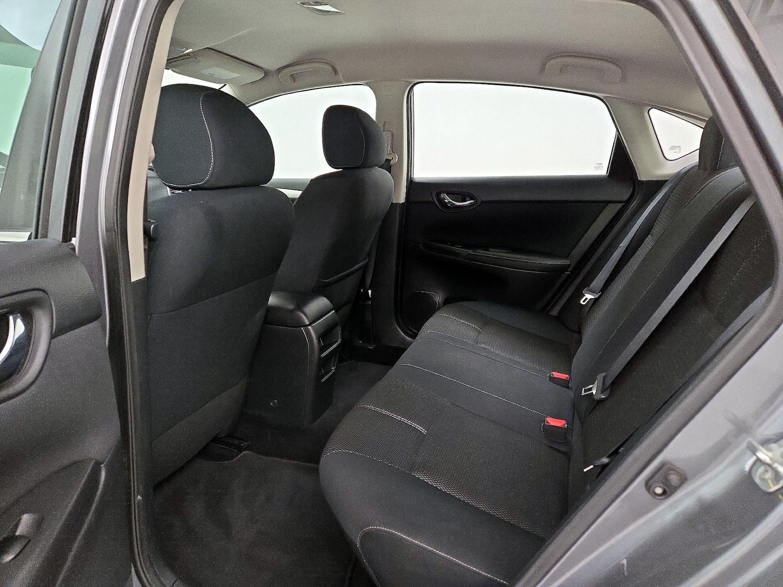 2018 Nissan Sentra S - Photo 20