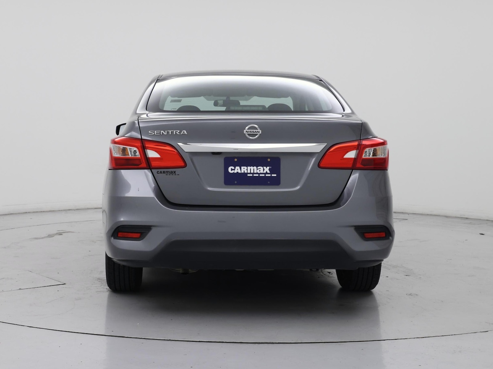 2018 Nissan Sentra S - Photo 7