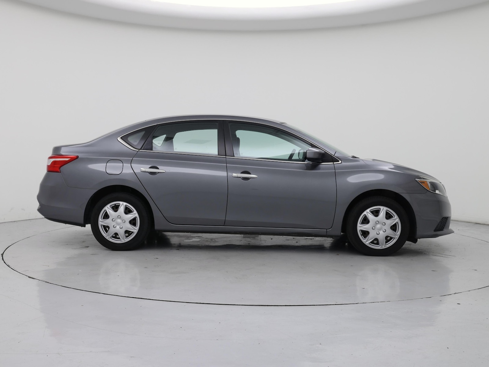 2018 Nissan Sentra S - Photo 8