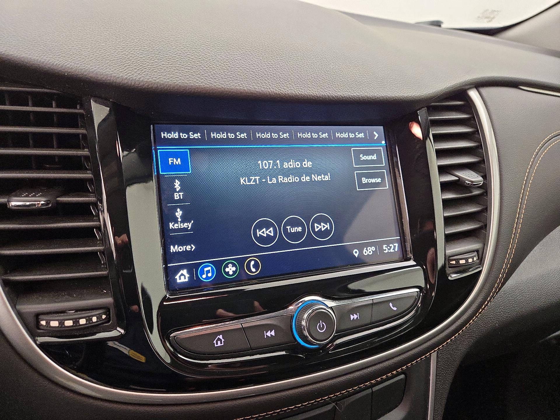 Thumbnail: 2018 Chevrolet Trax - 16