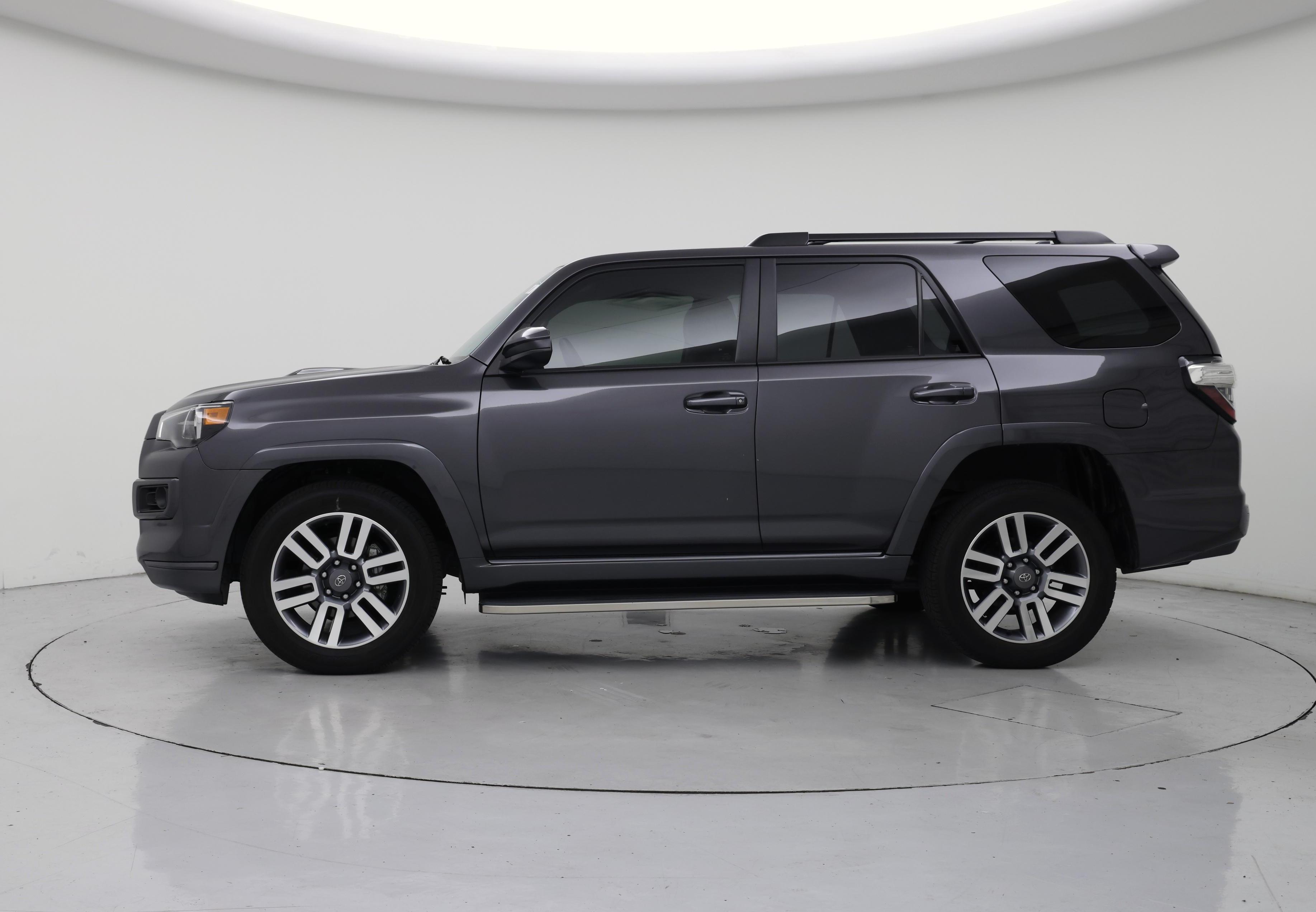 Thumbnail: 2023 Toyota 4Runner - 3