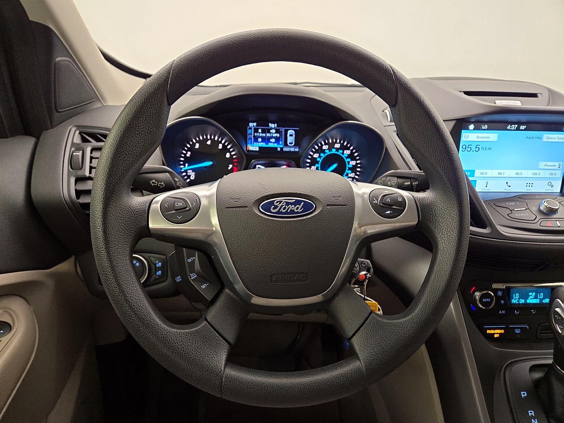 Thumbnail: 2016 Ford Escape - 10