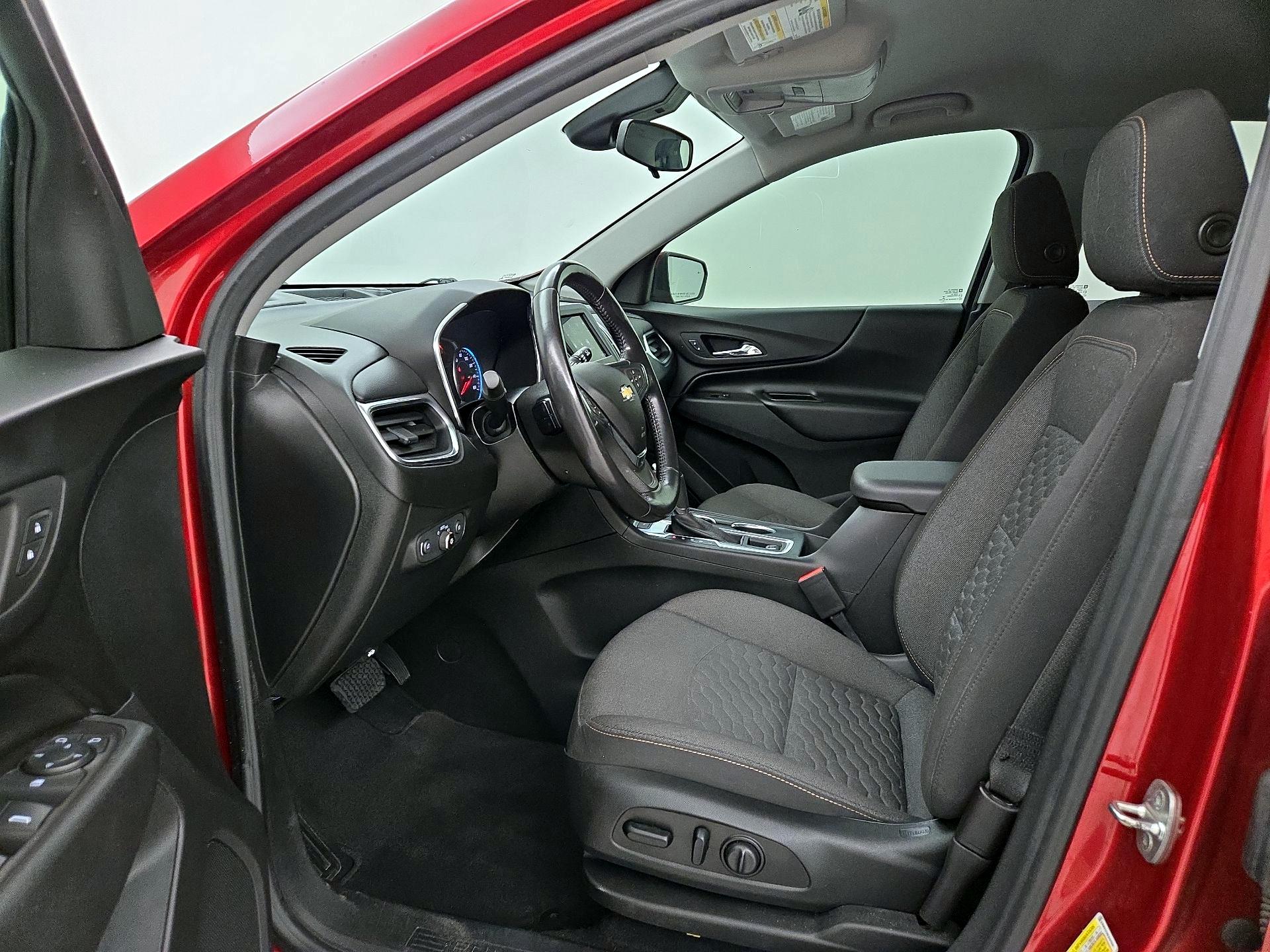 Thumbnail: 2020 Chevrolet Equinox - 11