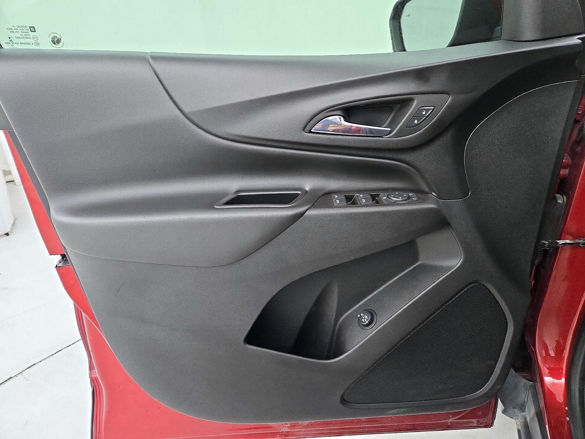 Thumbnail: 2020 Chevrolet Equinox - 12
