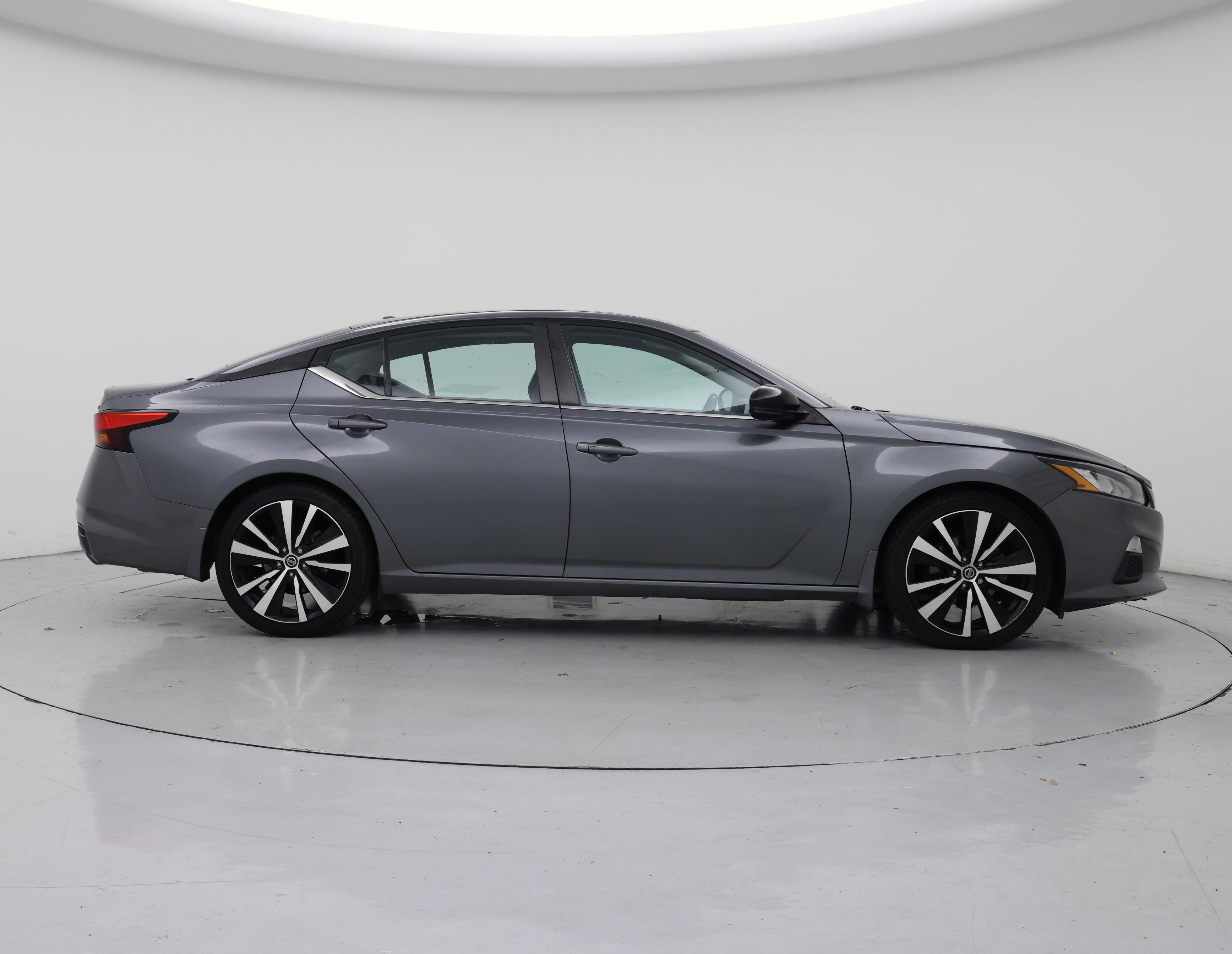 Thumbnail: 2020 Nissan Altima - 7