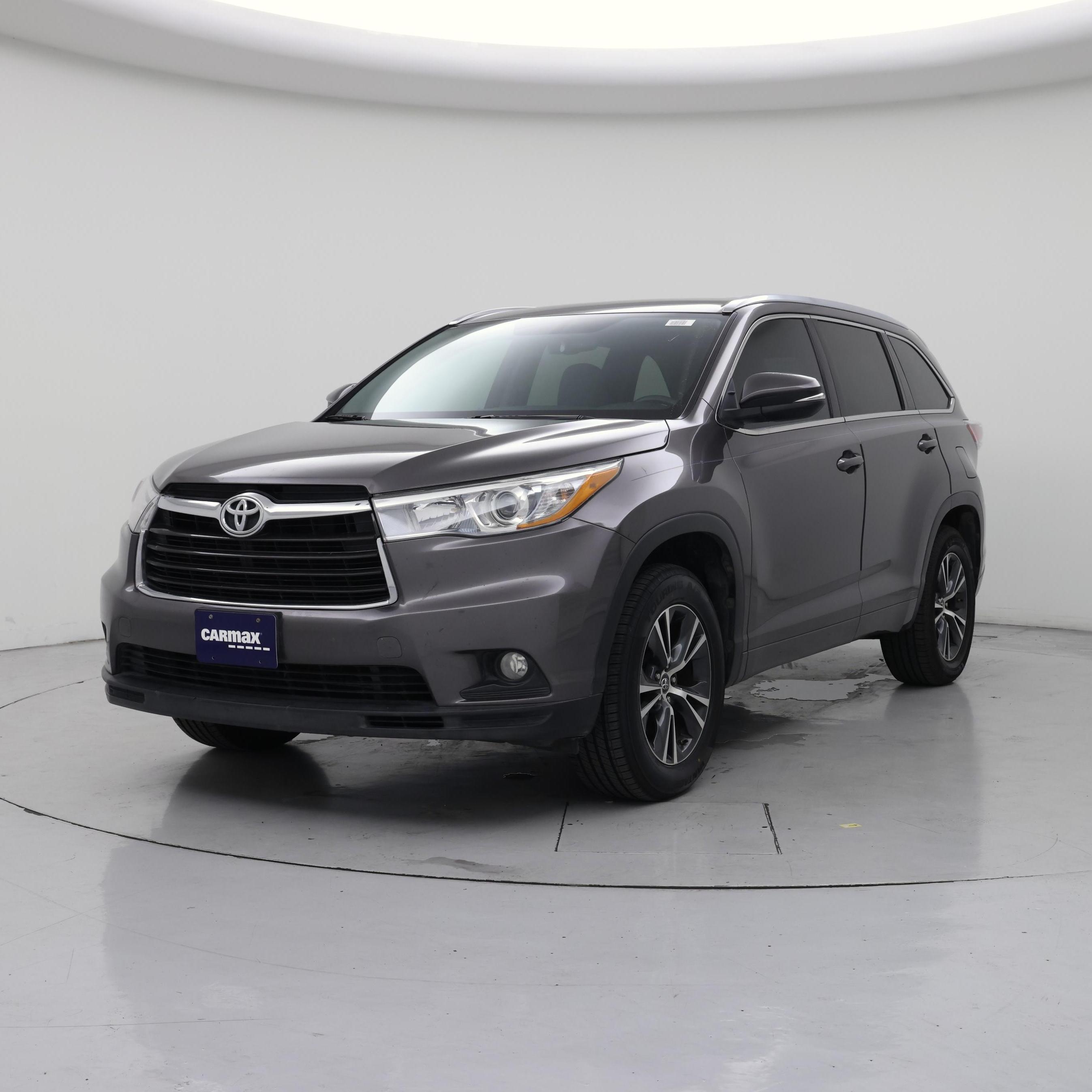 Thumbnail: 2016 Toyota Highlander - 4