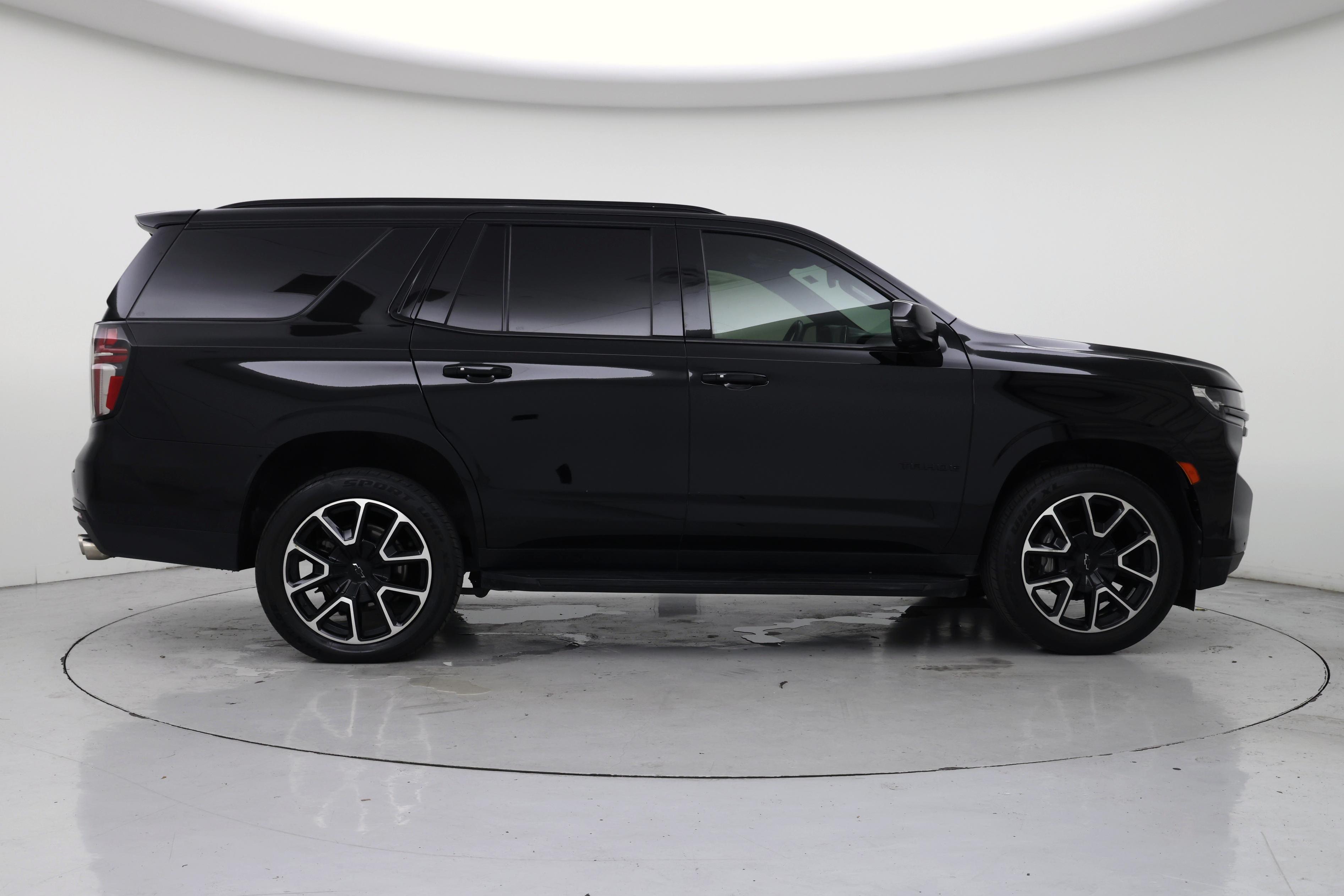 Thumbnail: 2022 Chevrolet Tahoe - 7