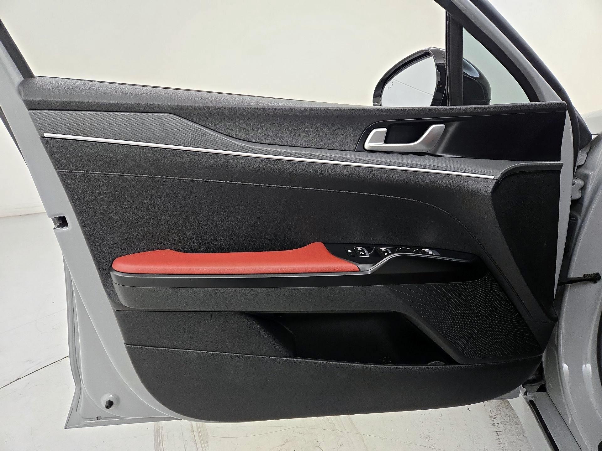 Thumbnail: 2023 Kia K5 - 12