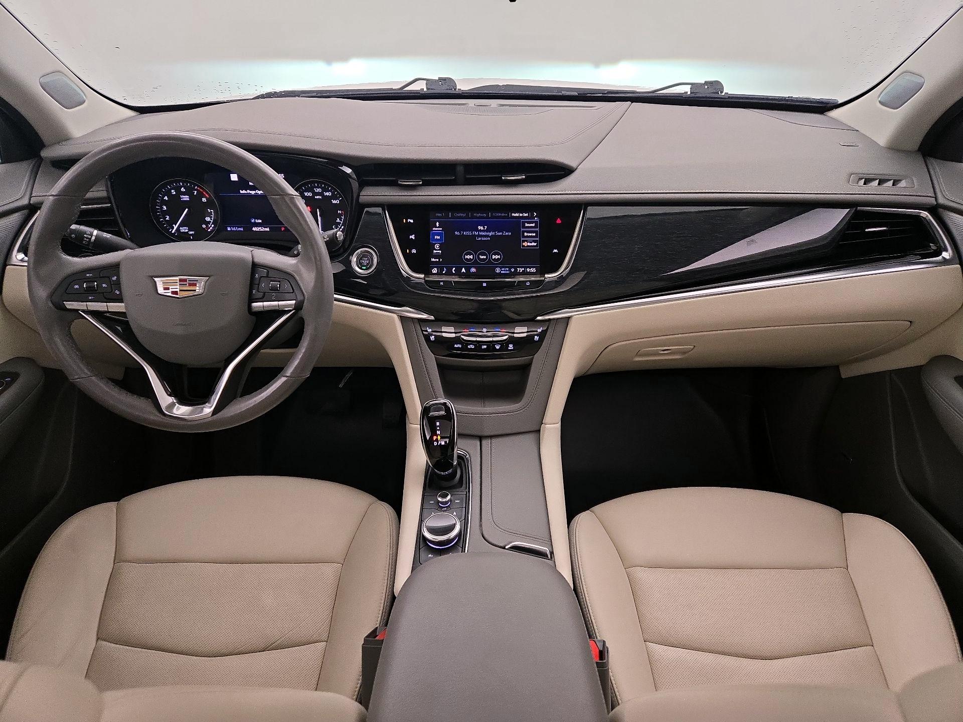 Thumbnail: 2021 Cadillac XT6 - 9