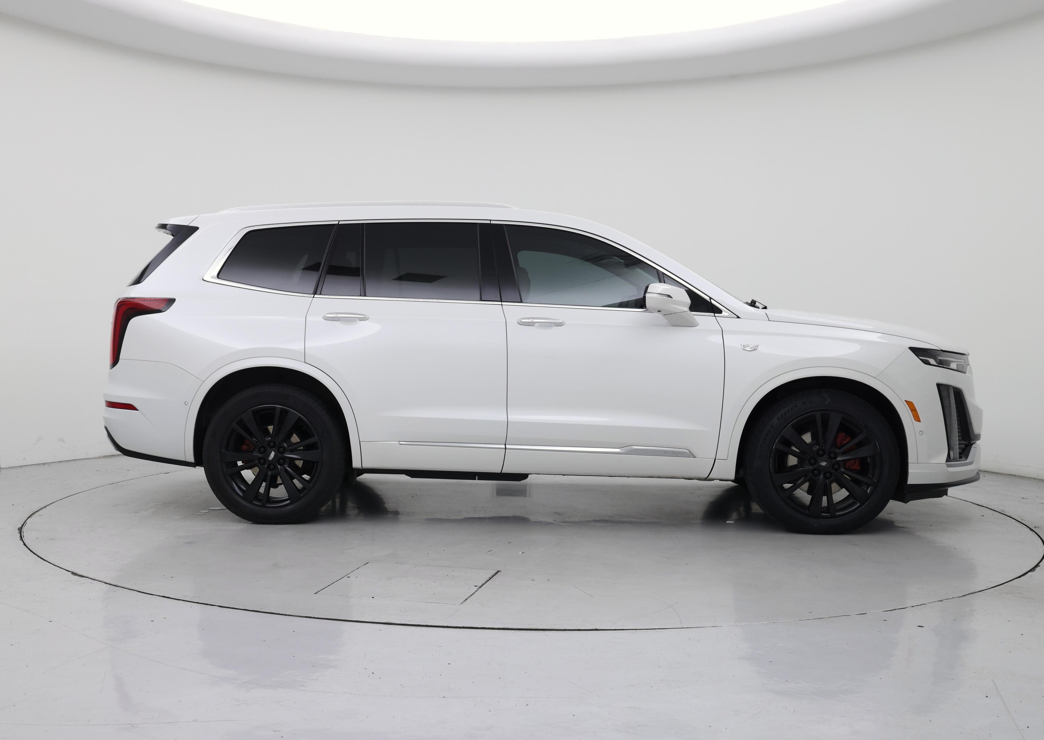 Thumbnail: 2021 Cadillac XT6 - 7